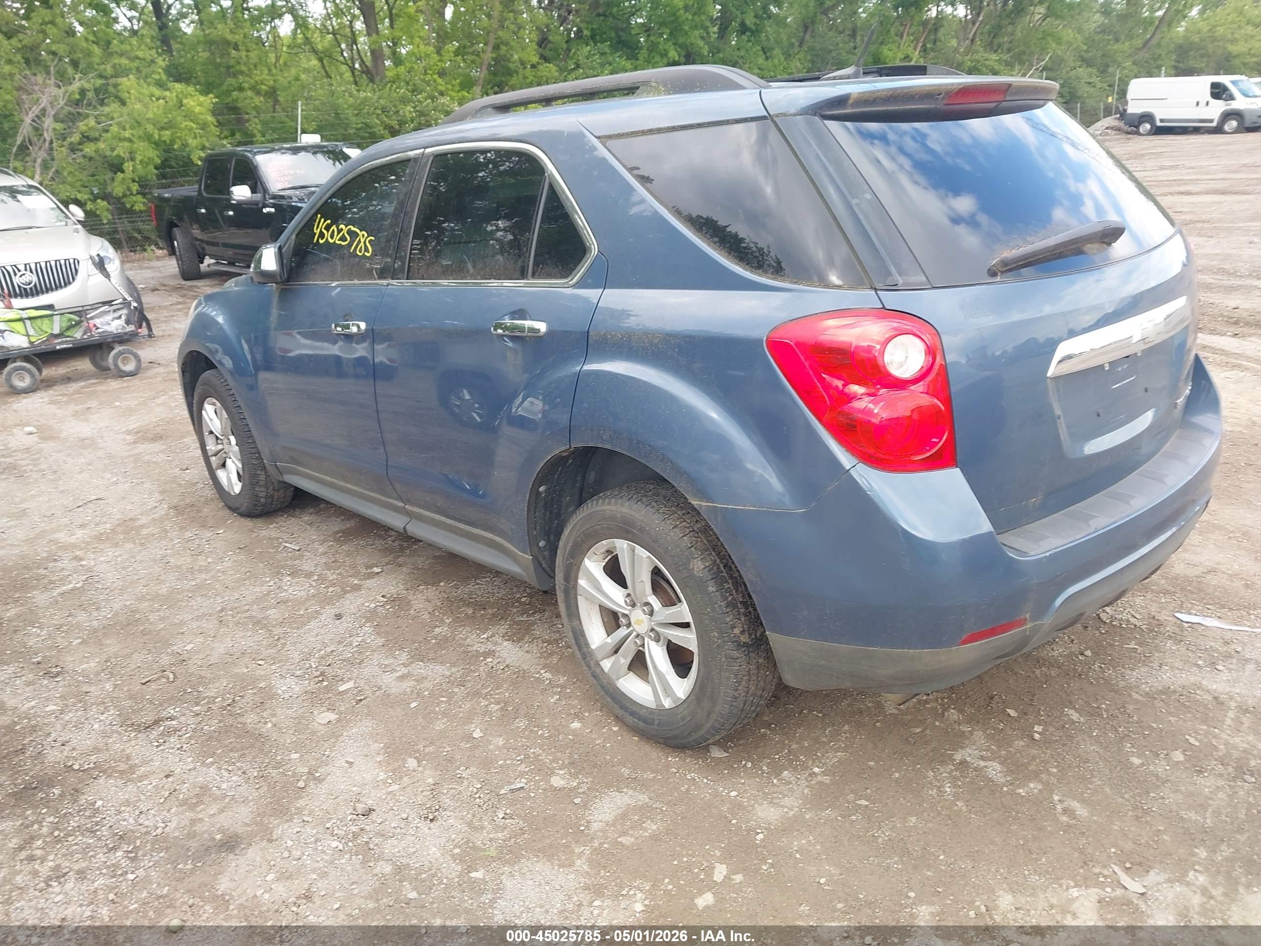 CHEVROLET EQUINOX image 3