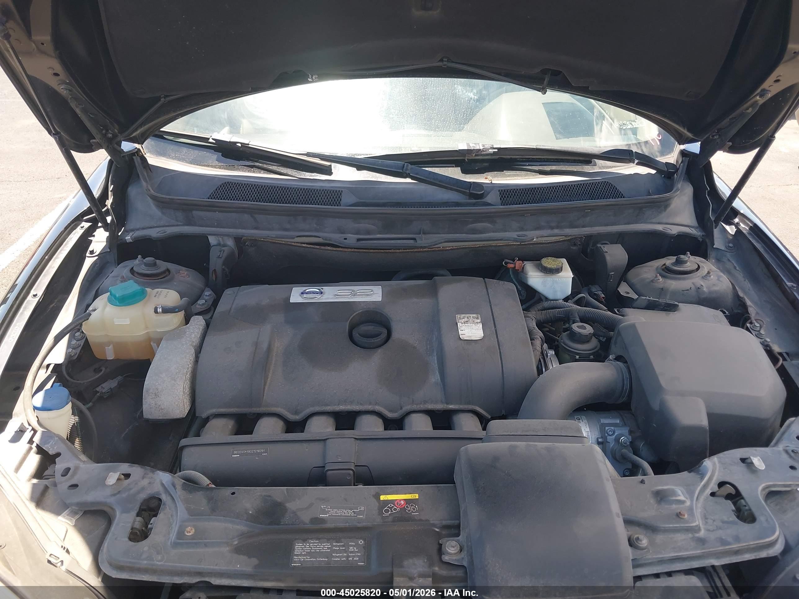 VOLVO XC90 image 10