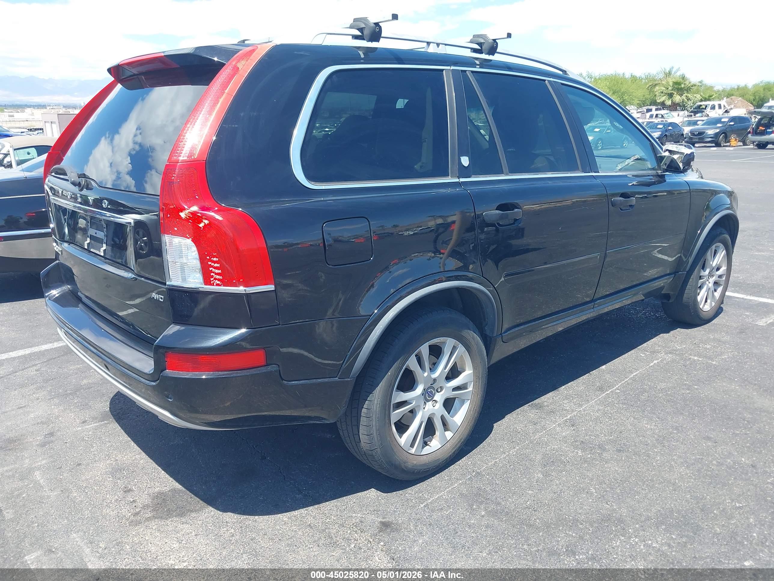 VOLVO XC90 image 4