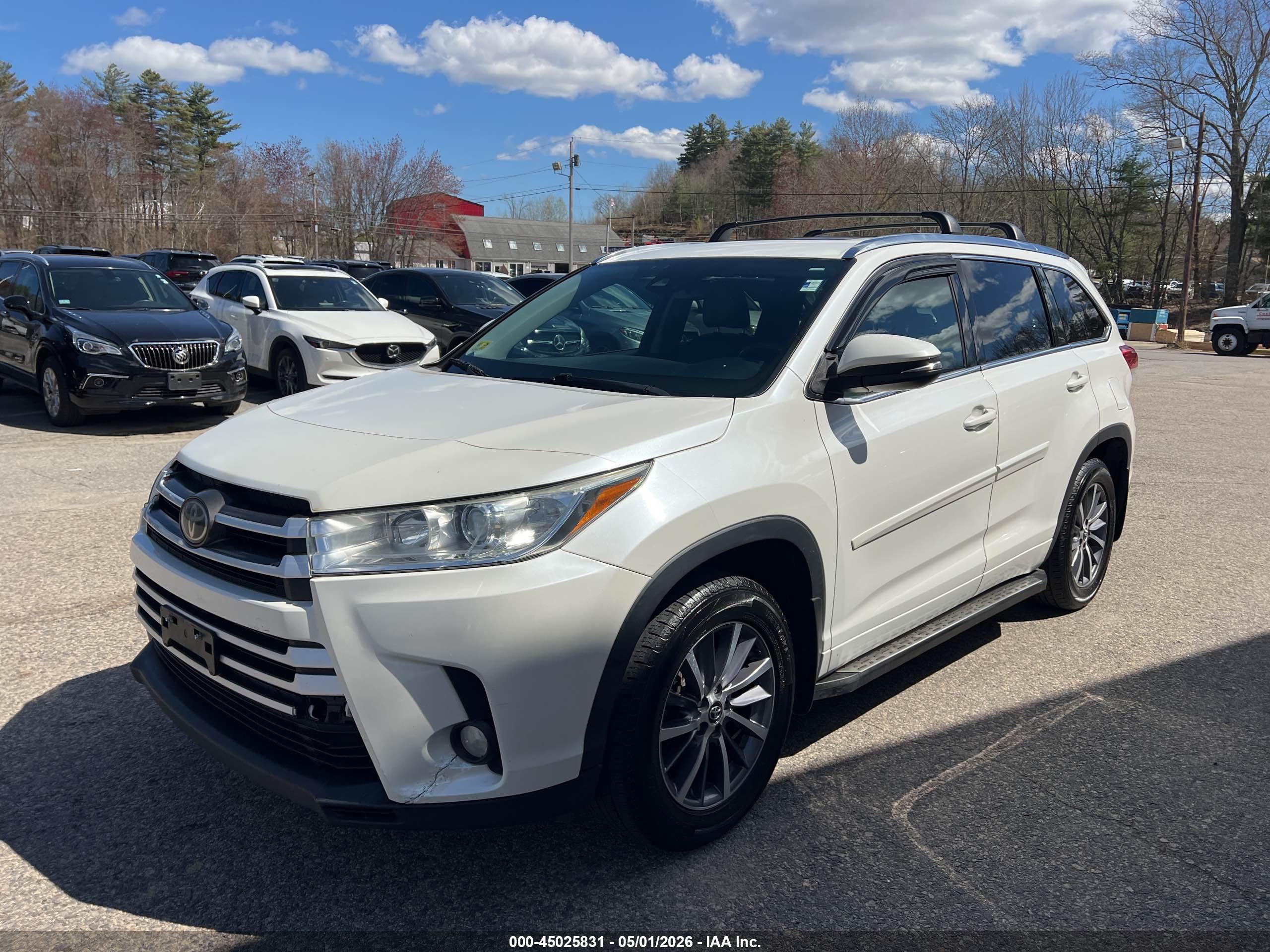 TOYOTA HIGHLANDER image 2