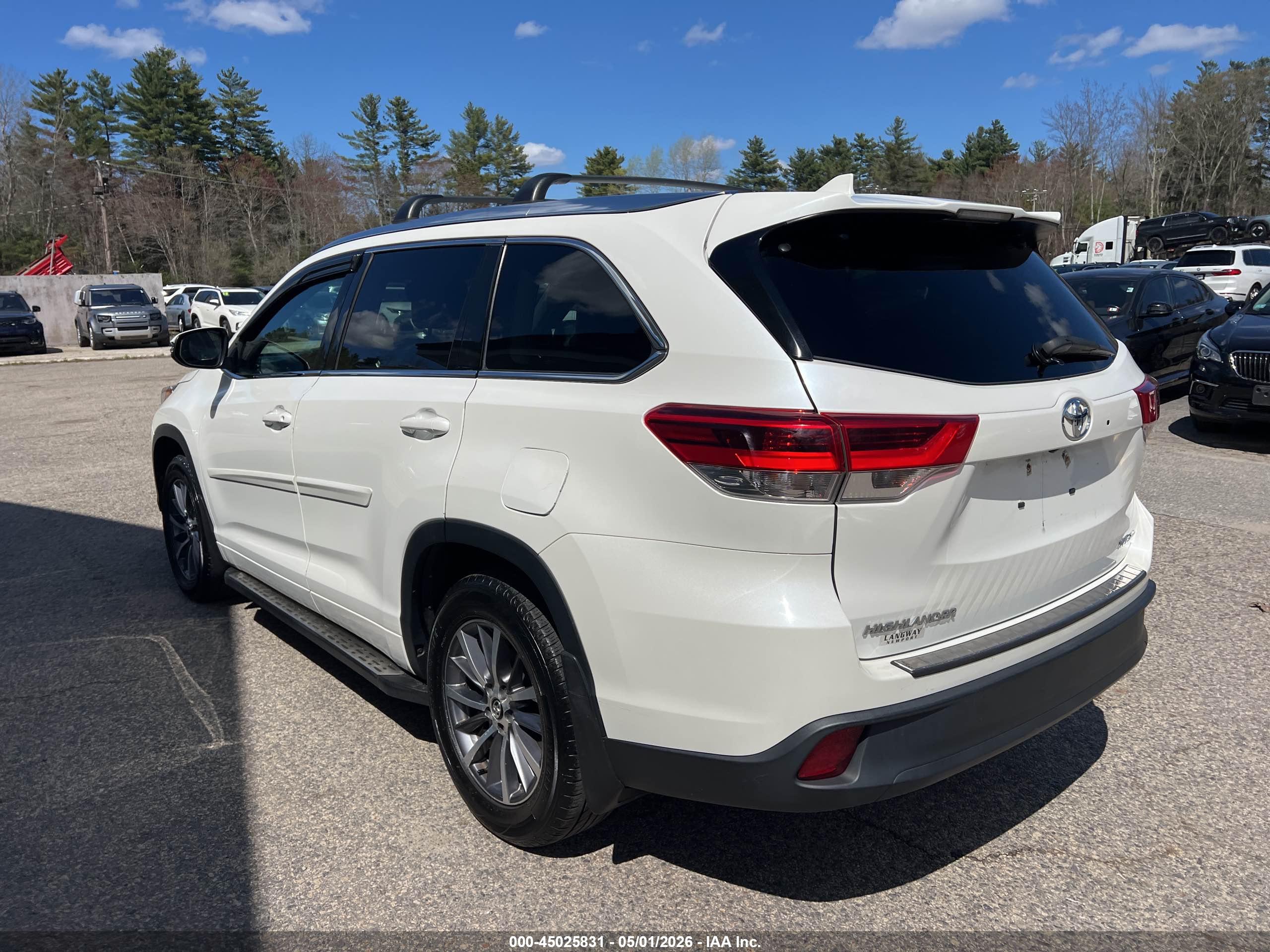 TOYOTA HIGHLANDER image 3