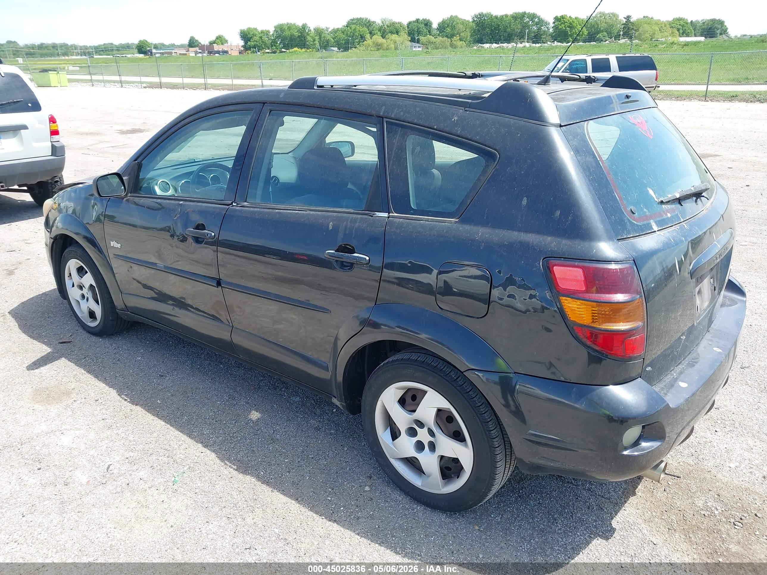 PONTIAC VIBE image 3