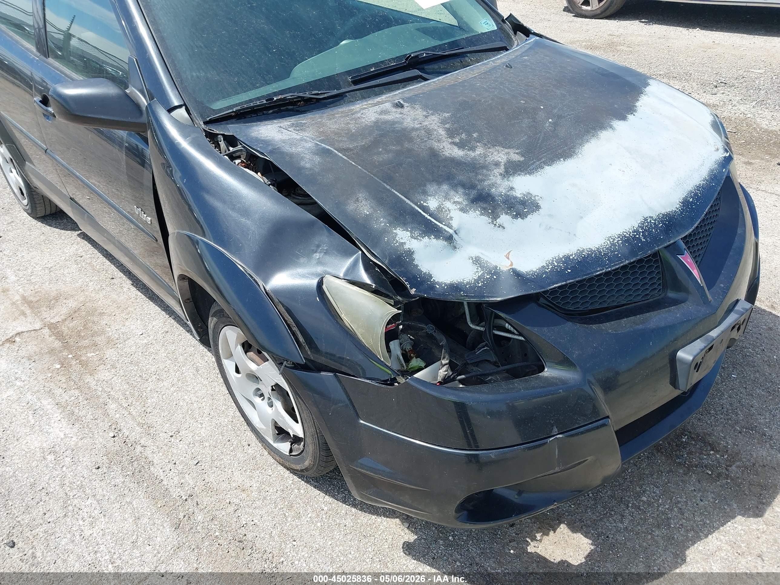 PONTIAC VIBE image 6