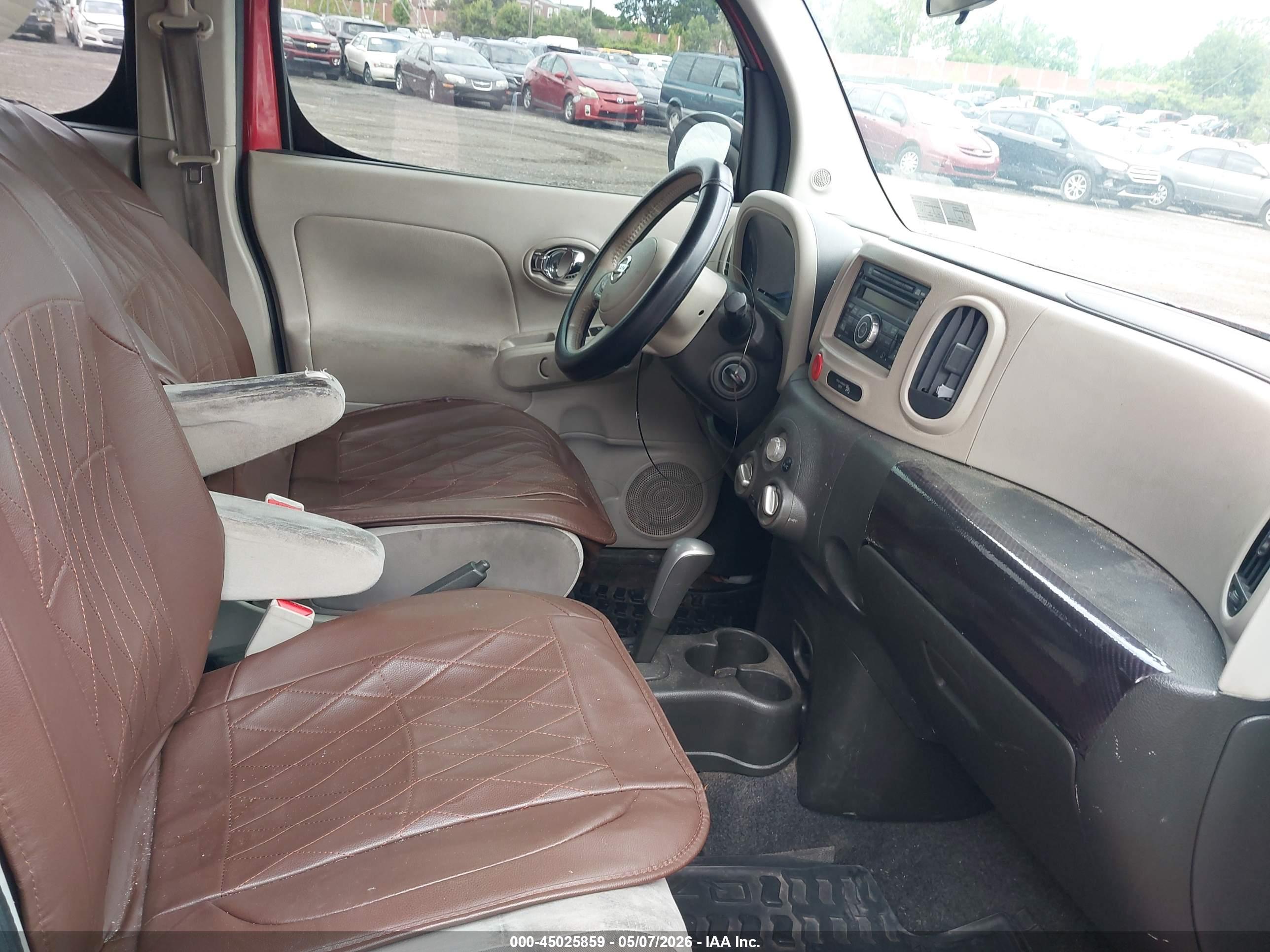 NISSAN CUBE image 5