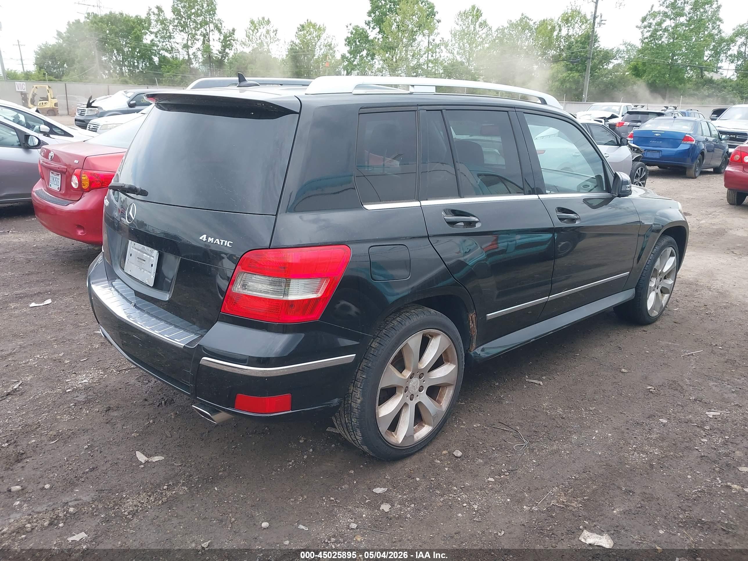 MERCEDES-BENZ GLK image 4