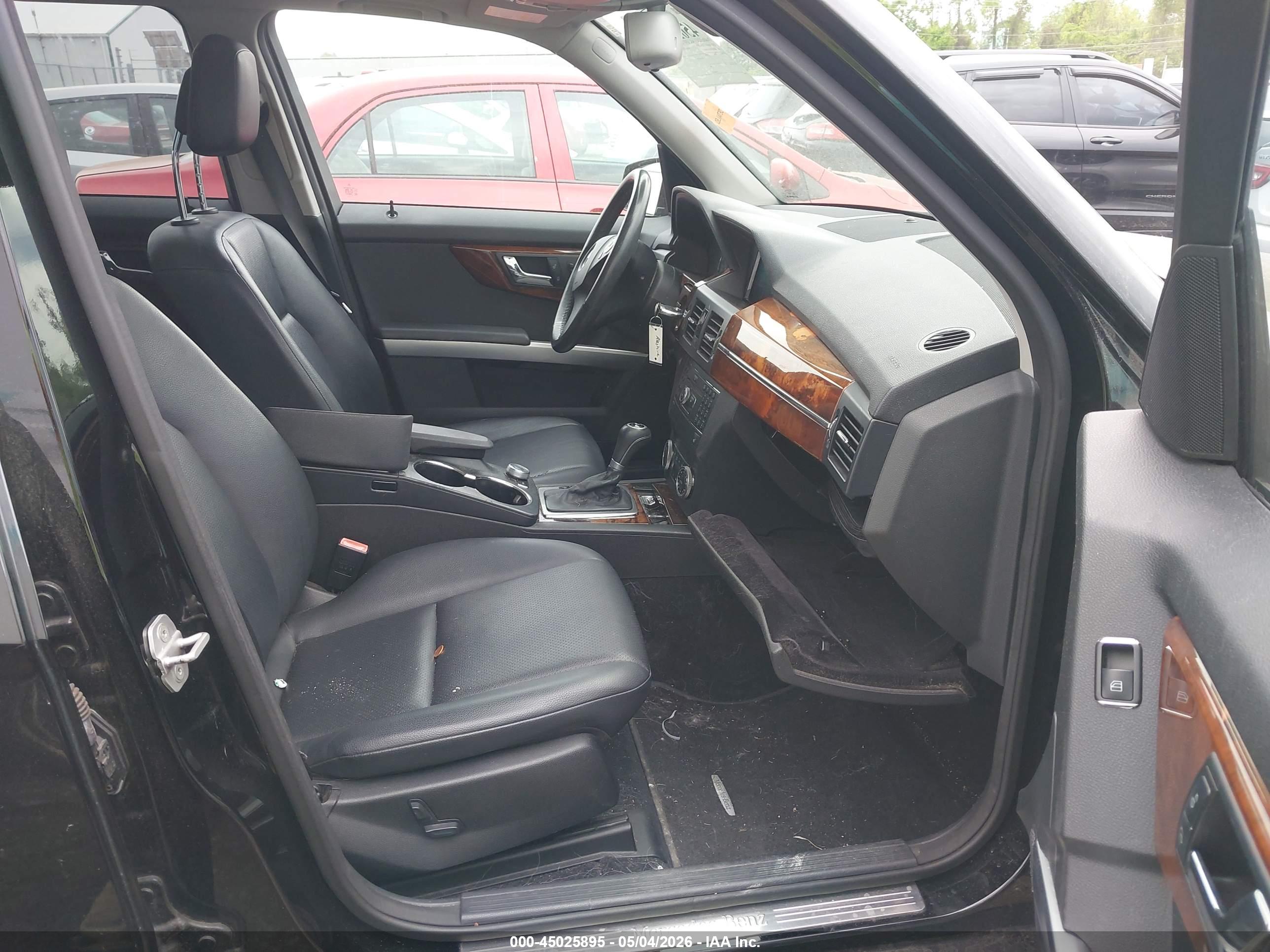 MERCEDES-BENZ GLK image 5