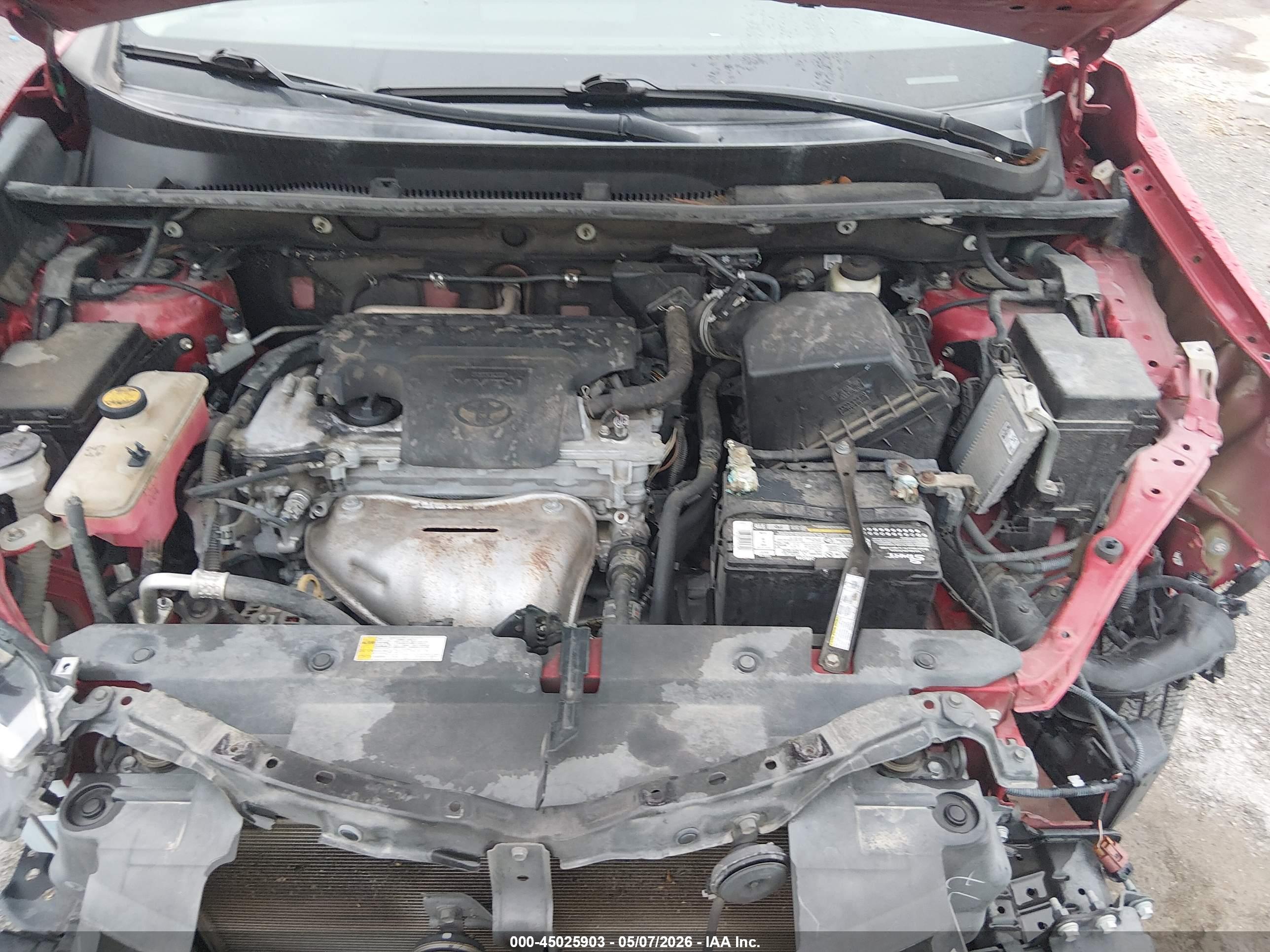 TOYOTA RAV4 image 10