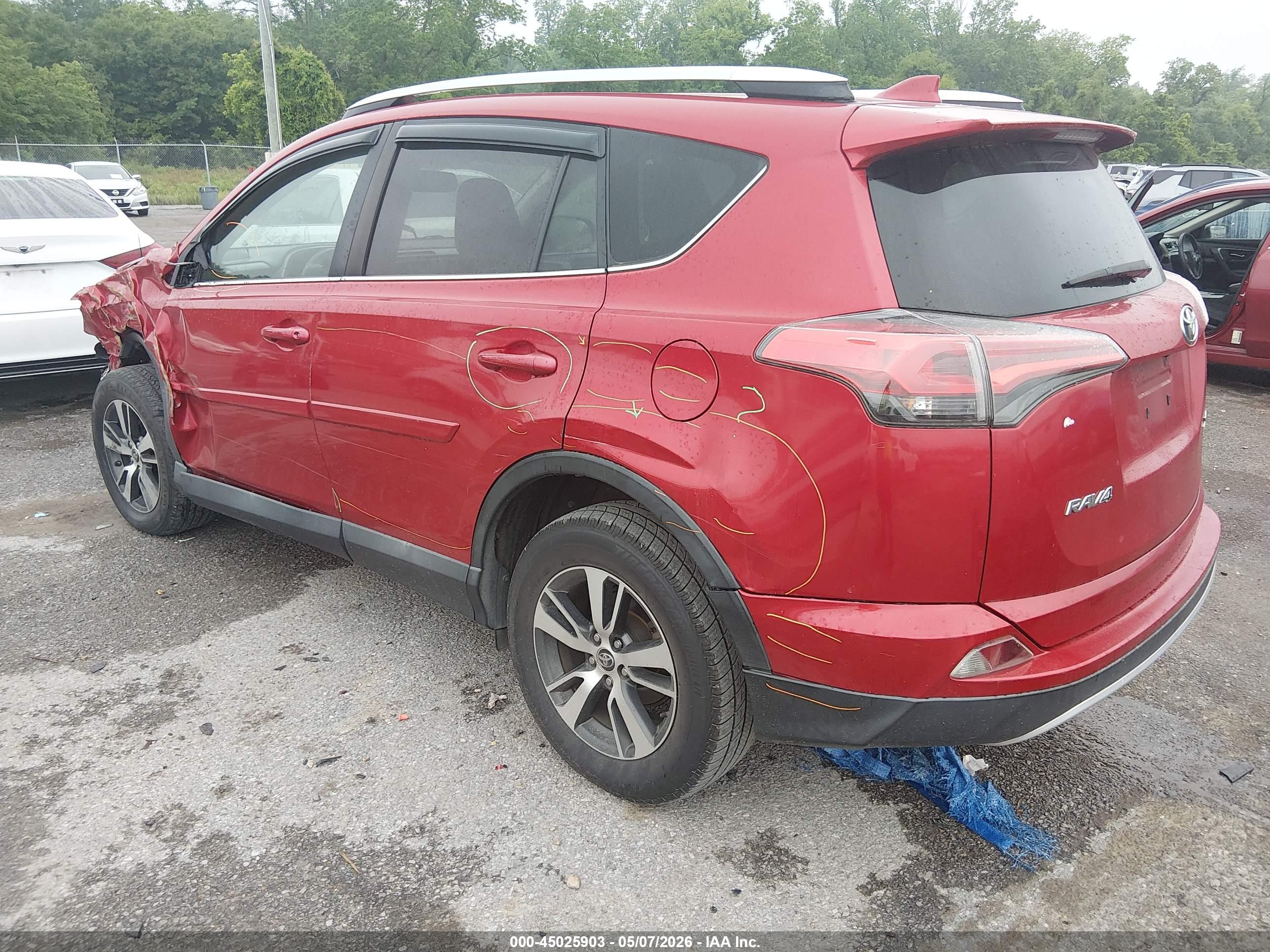 TOYOTA RAV4 image 3
