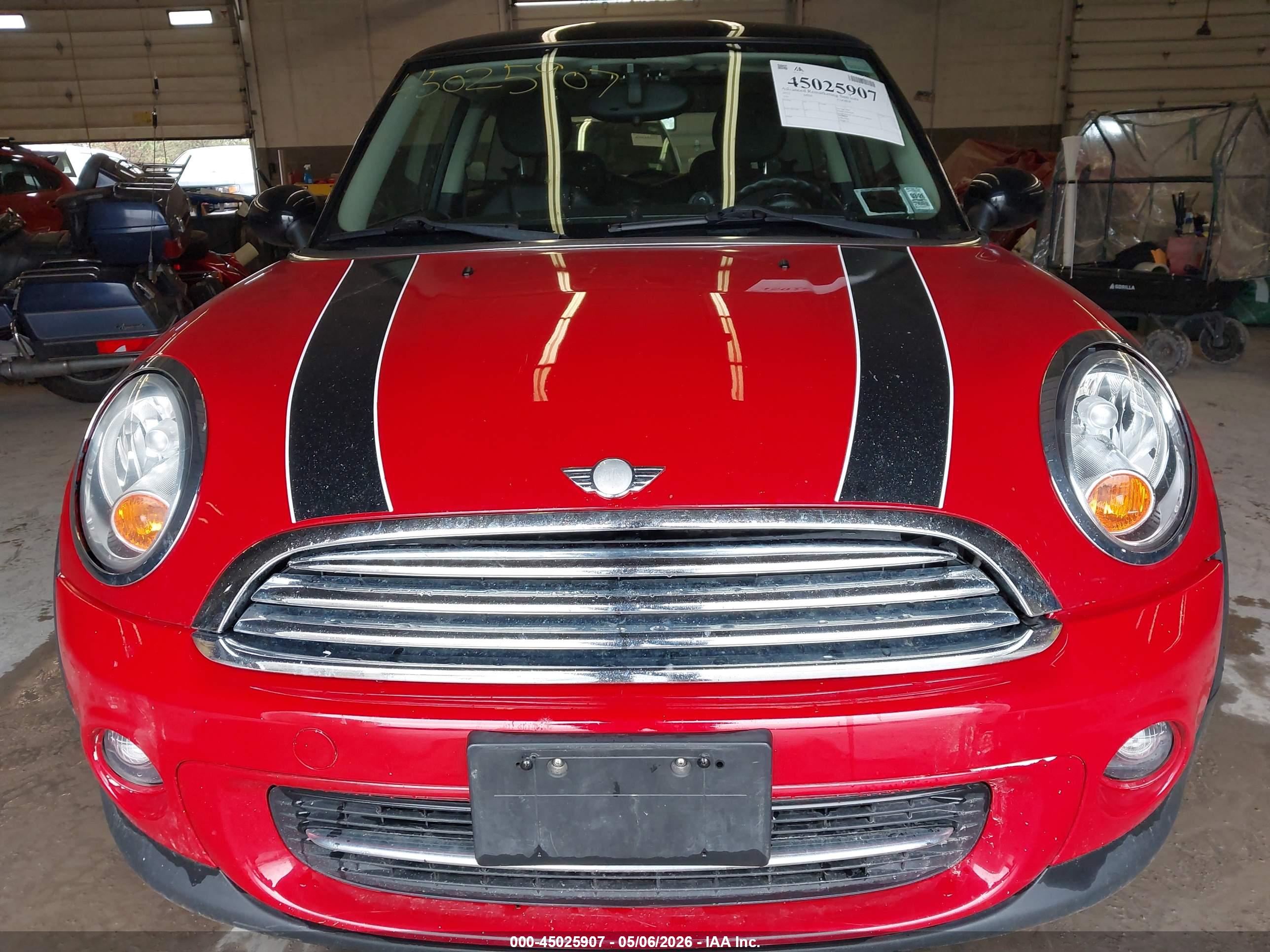 MINI COOPER image 6