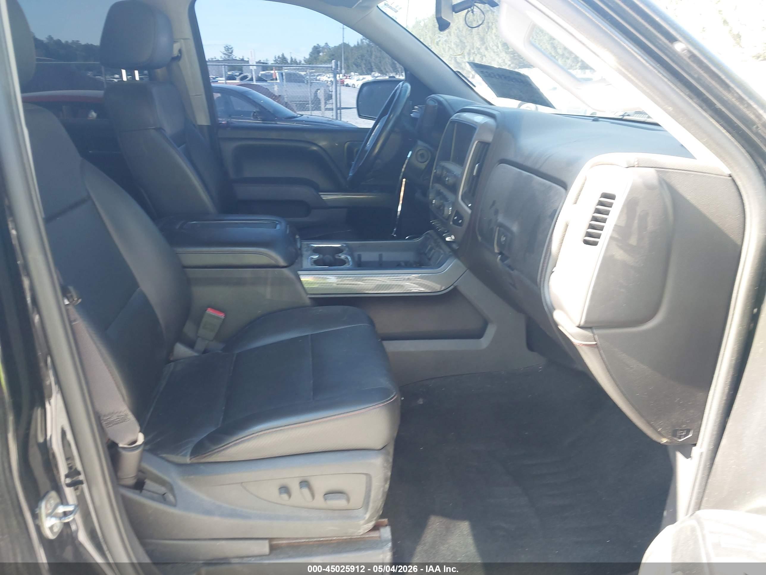 GMC SIERRA image 5