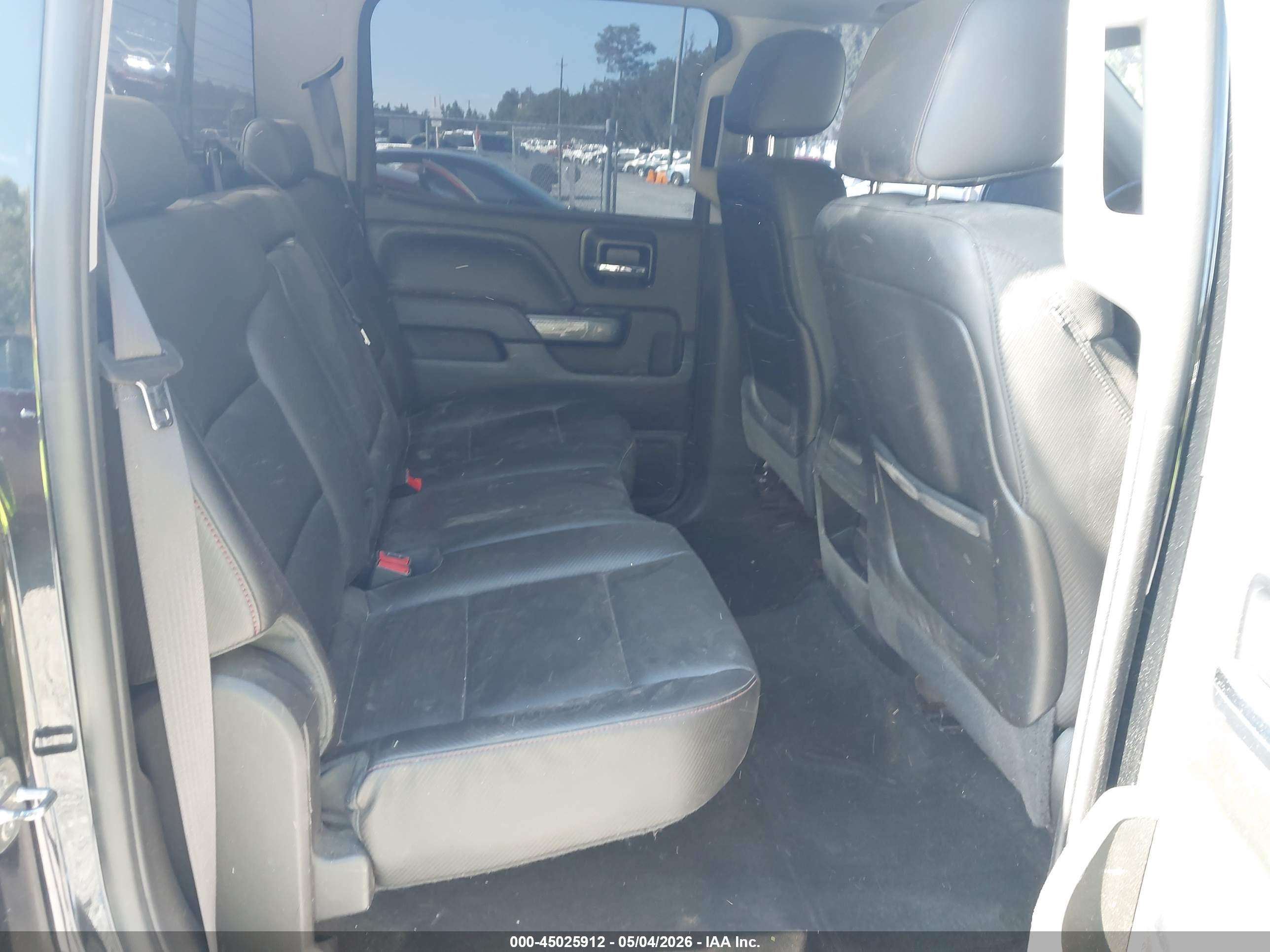 GMC SIERRA image 8