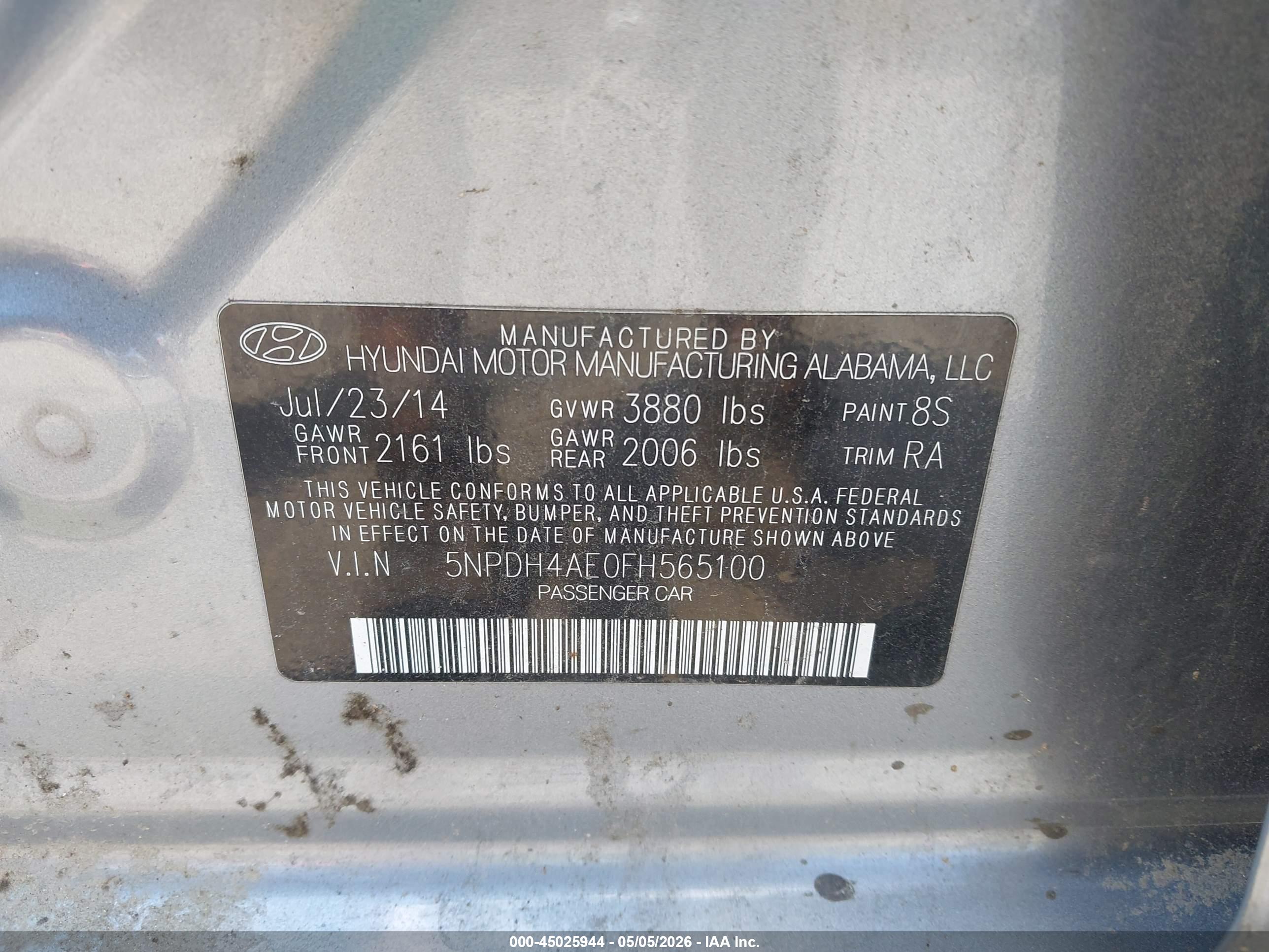 HYUNDAI ELANTRA image 9