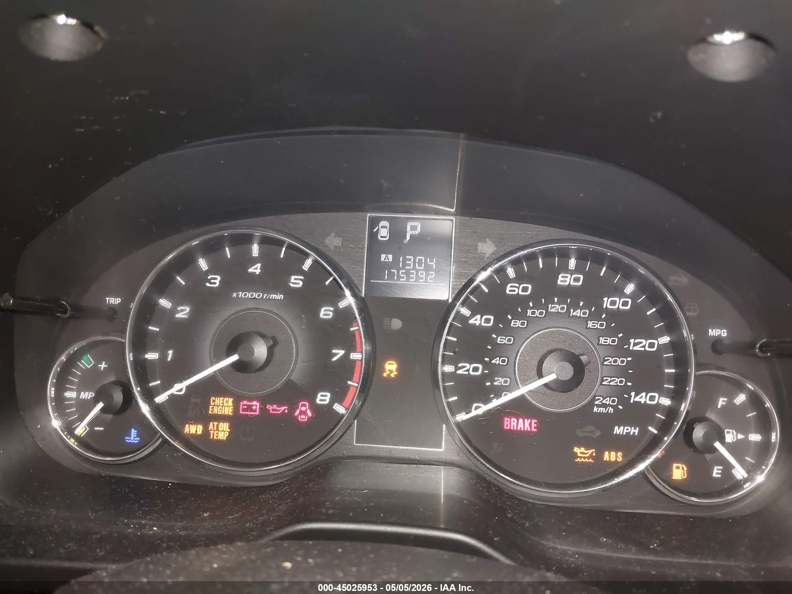 SUBARU OUTBACK image 7