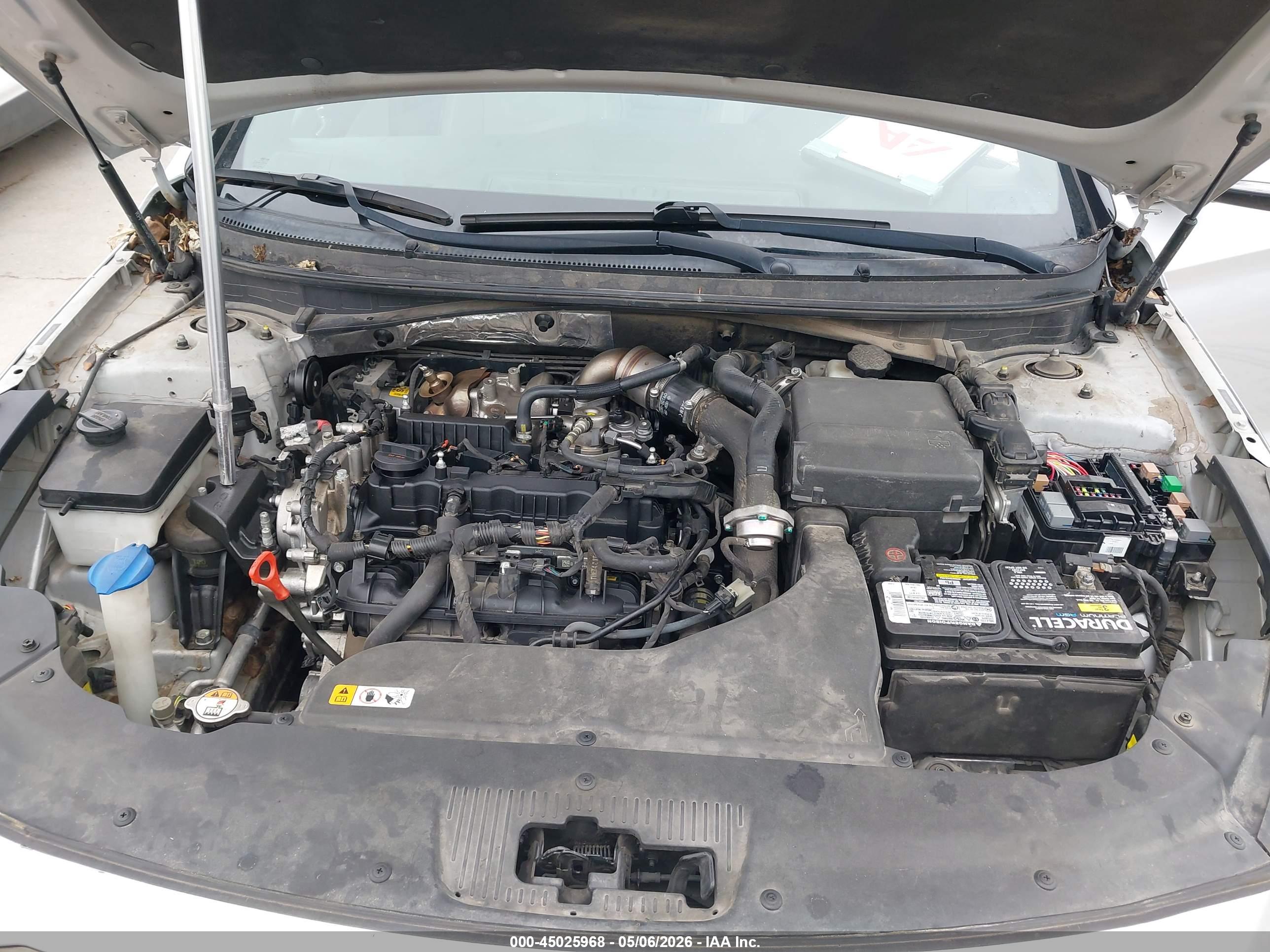 HYUNDAI SONATA image 10