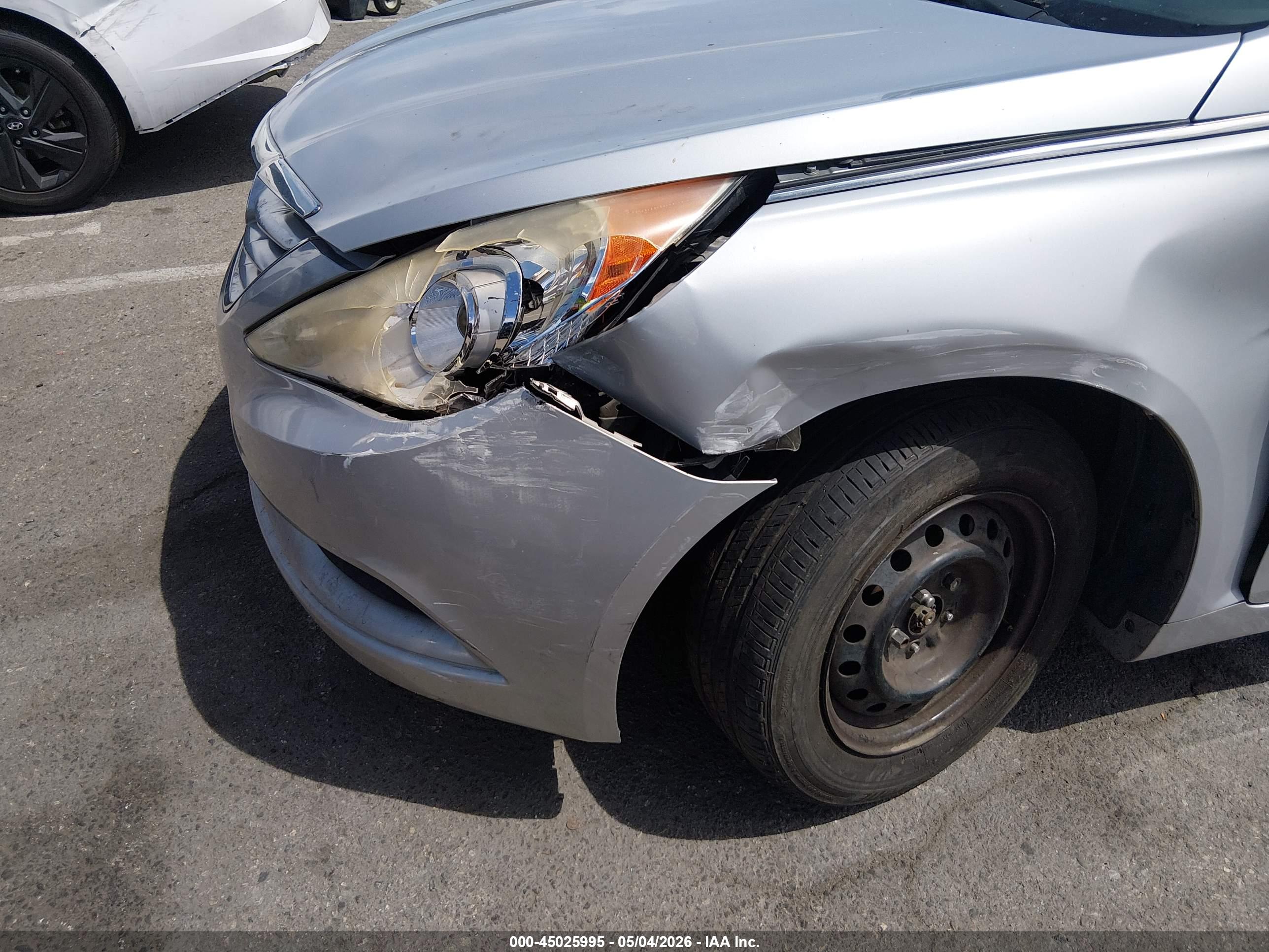 HYUNDAI SONATA image 6
