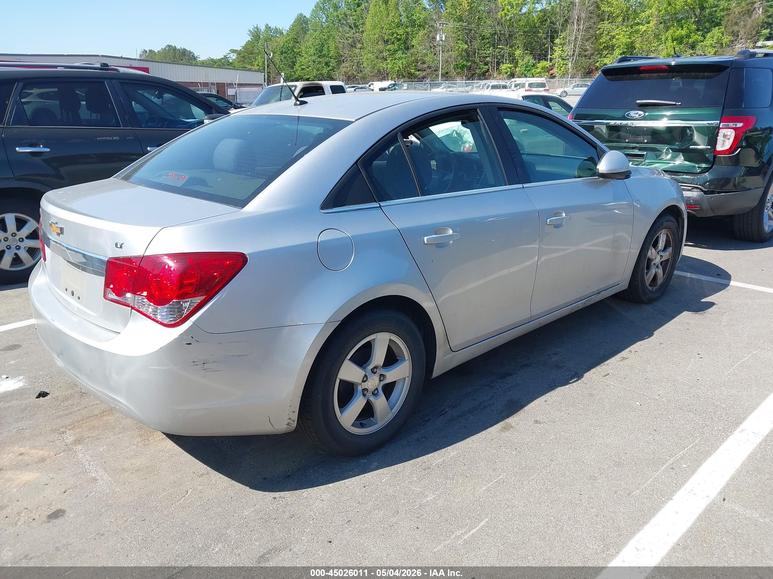 CHEVROLET CRUZE image 4