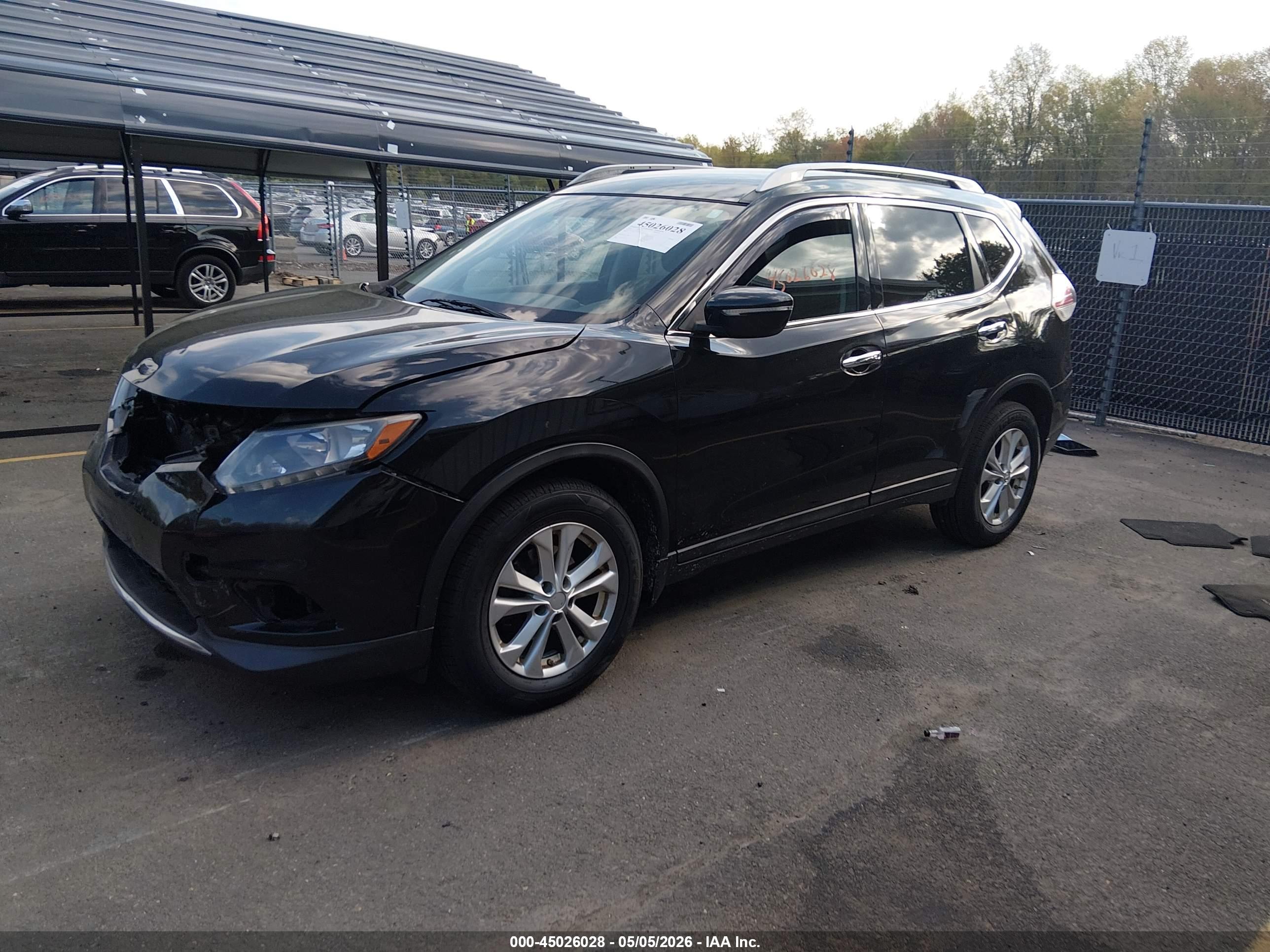 NISSAN ROGUE image 2