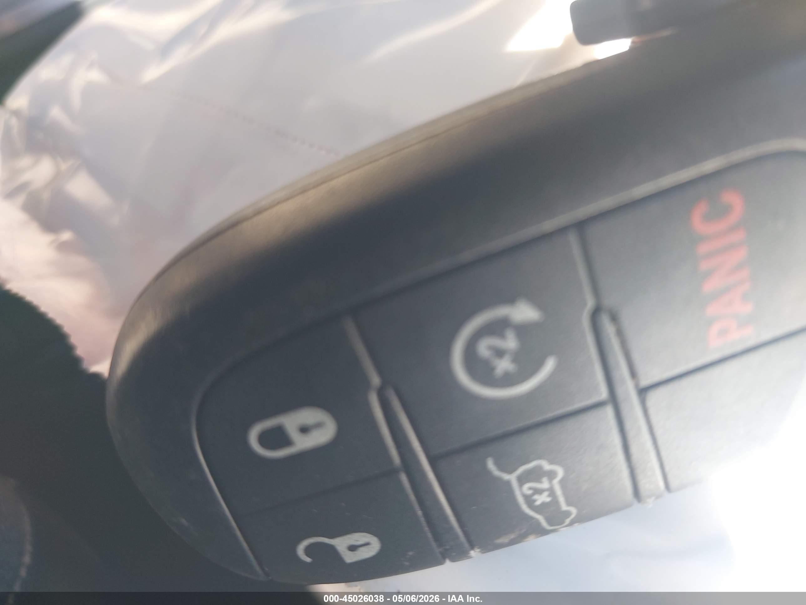 JEEP GRAND image 11