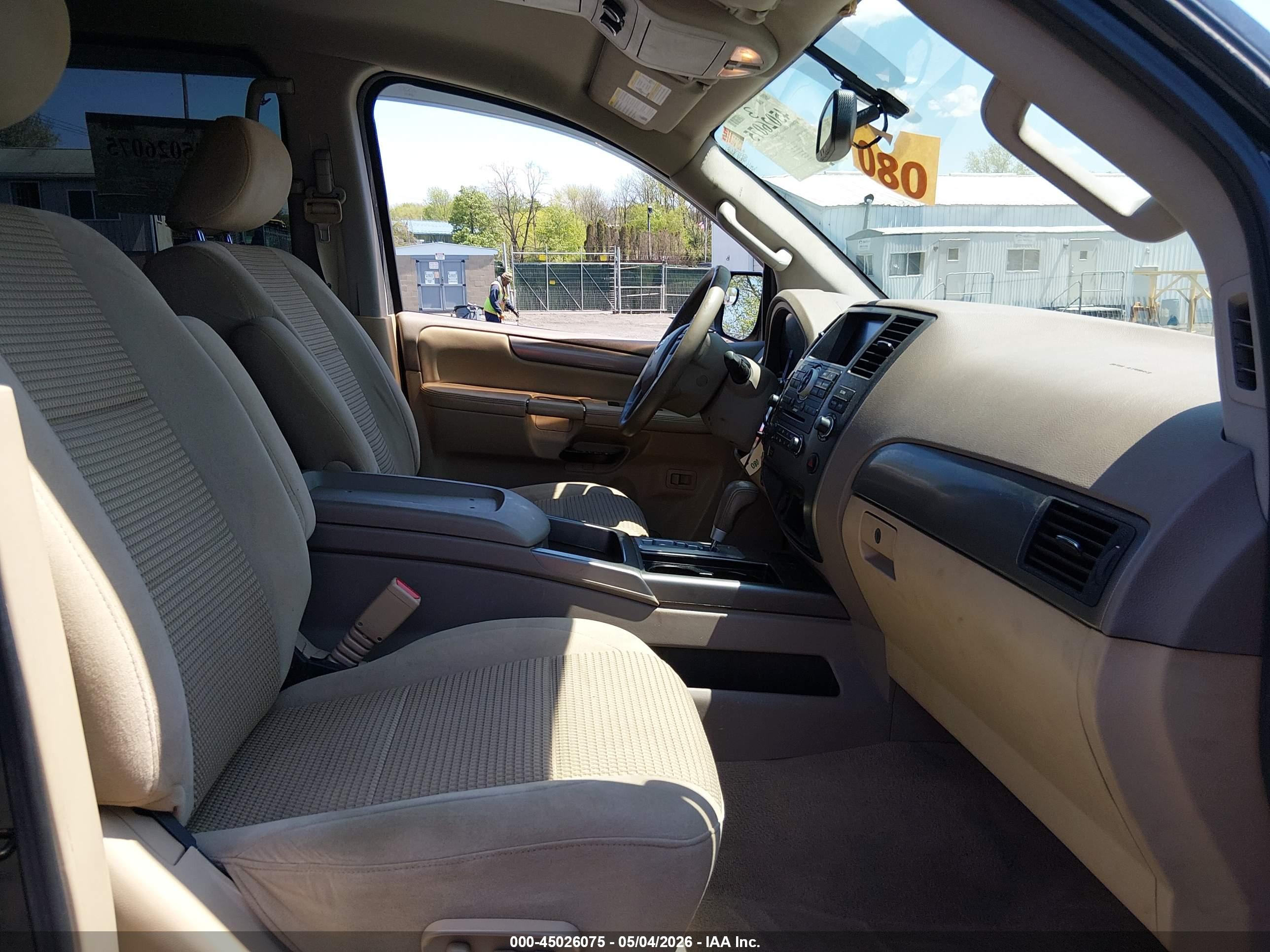 NISSAN ARMADA image 5