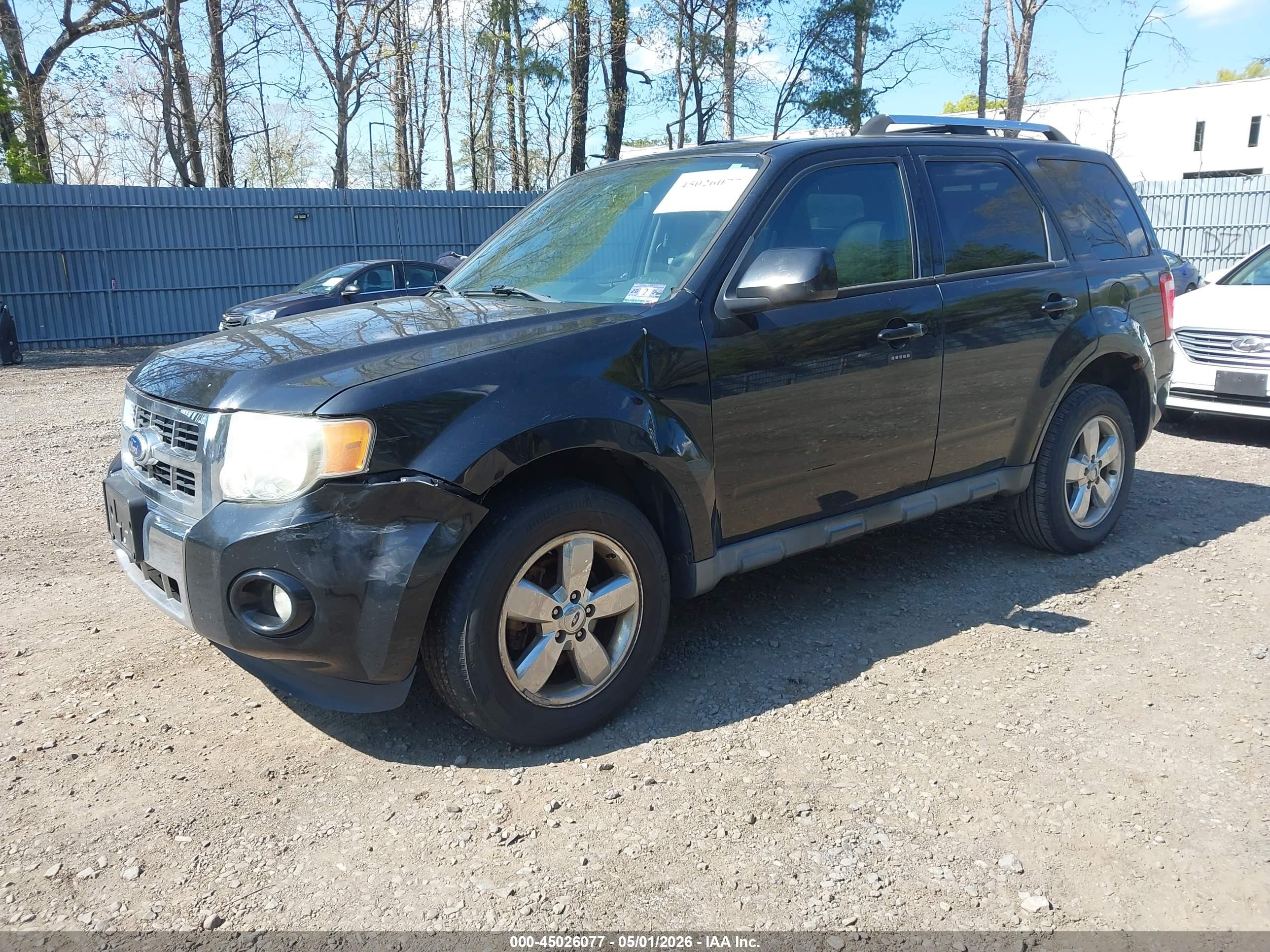 FORD ESCAPE image 2