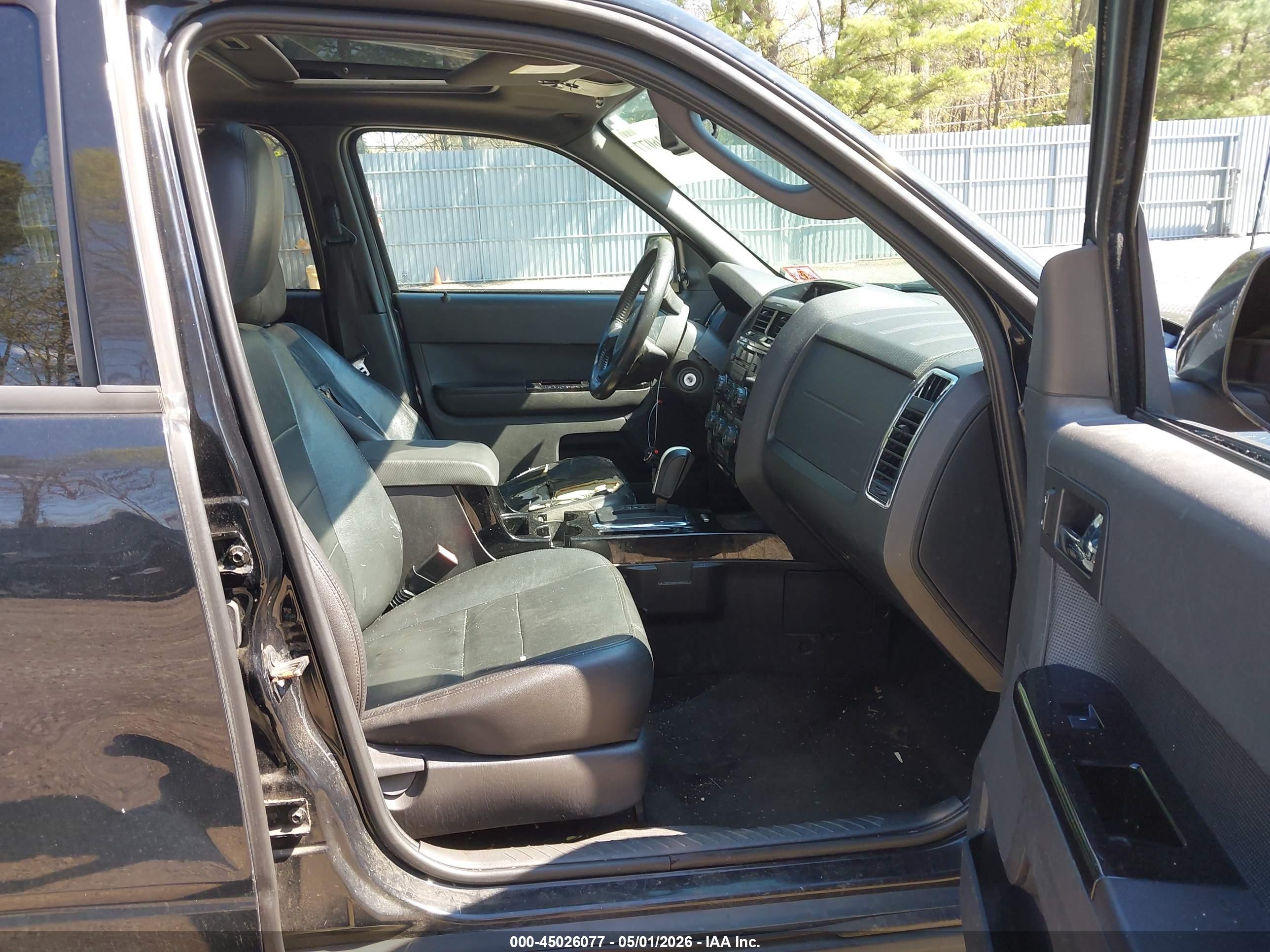 FORD ESCAPE image 5