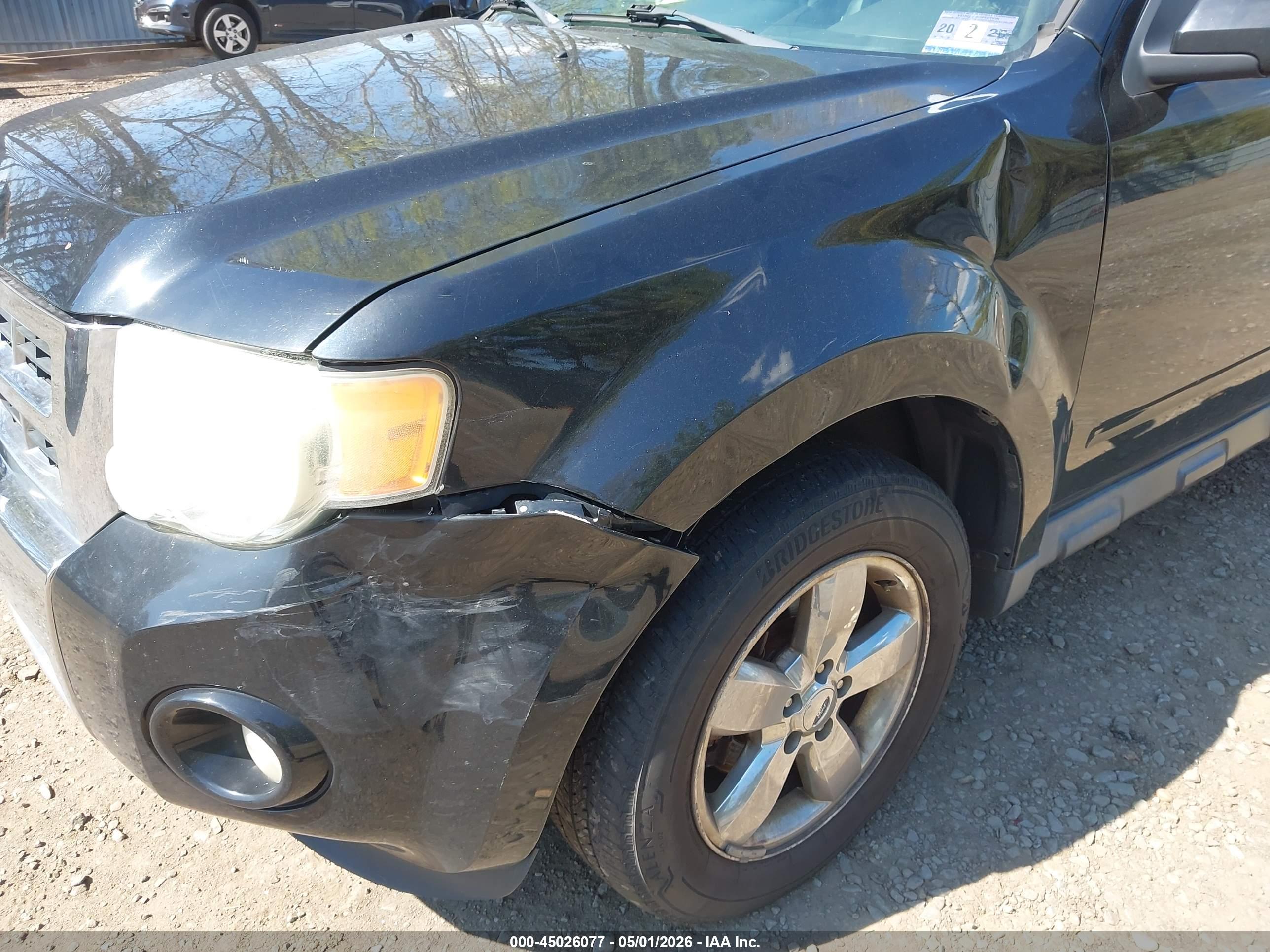 FORD ESCAPE image 6
