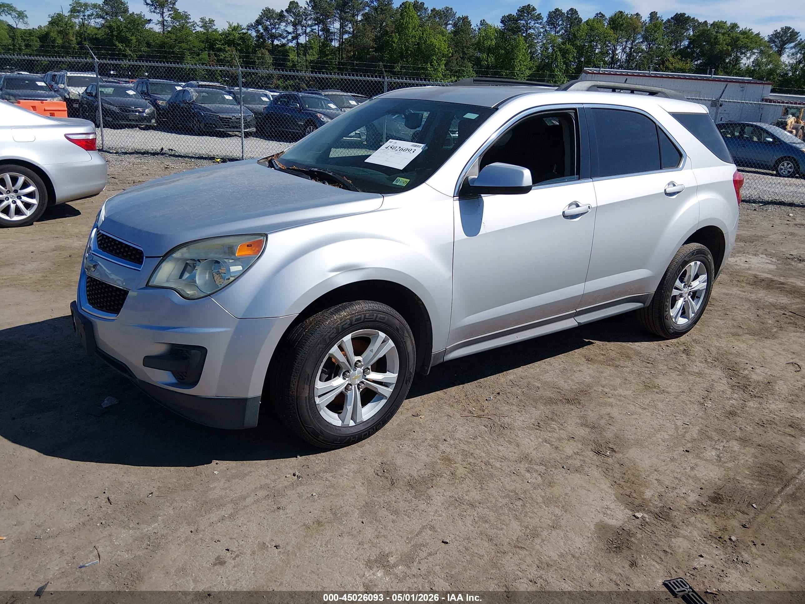 CHEVROLET EQUINOX image 2