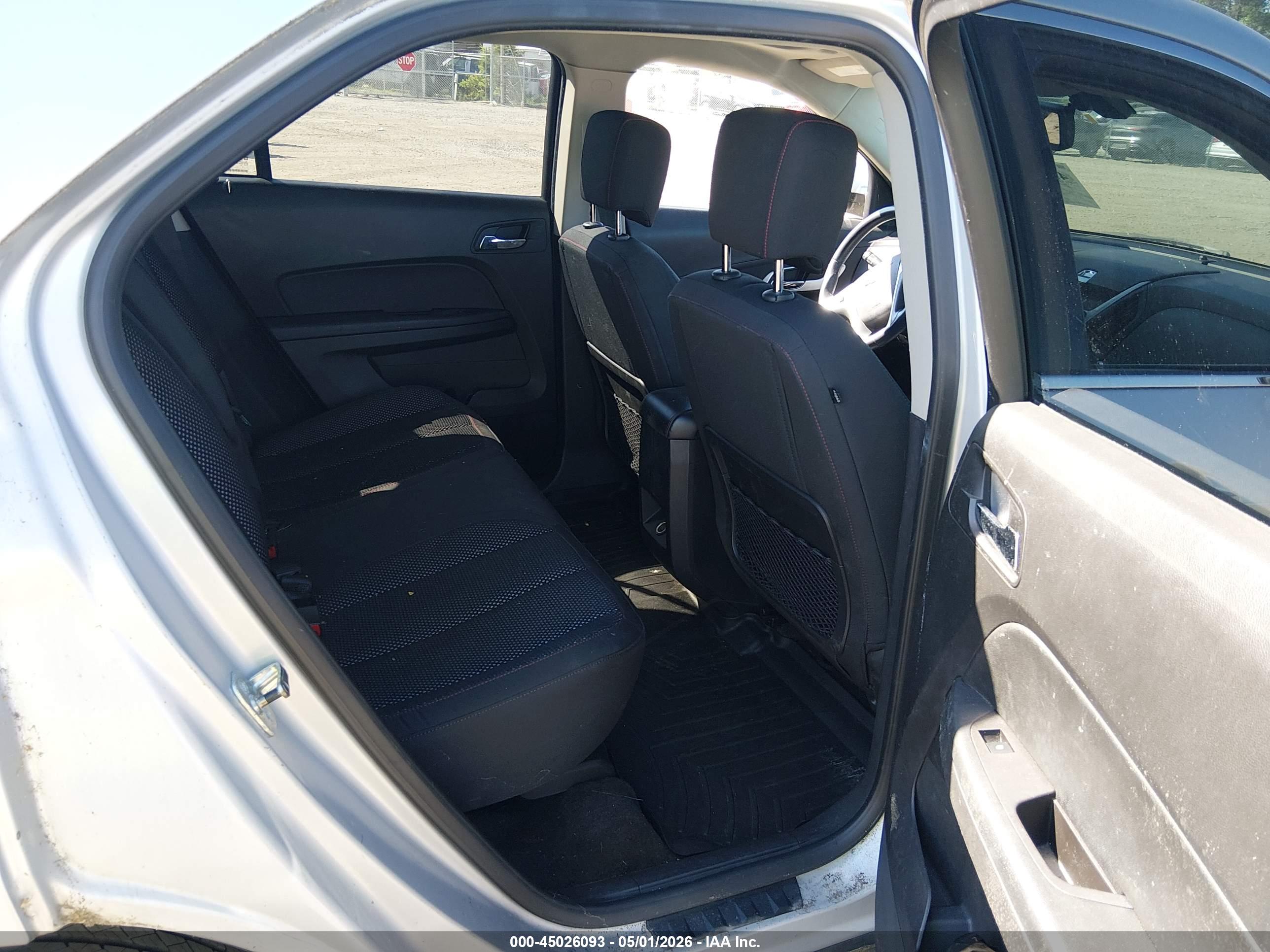 CHEVROLET EQUINOX image 8