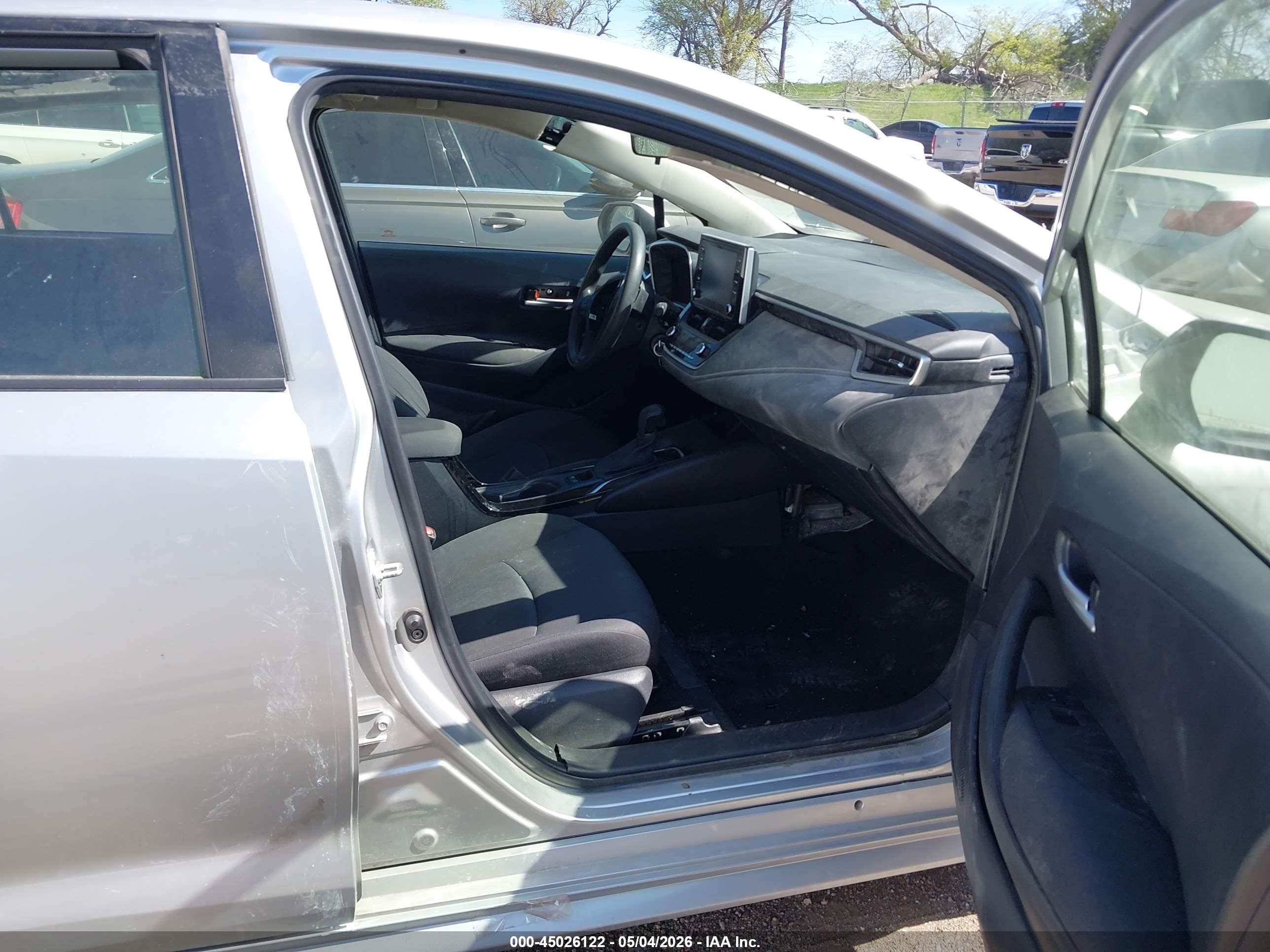 TOYOTA COROLLA image 5