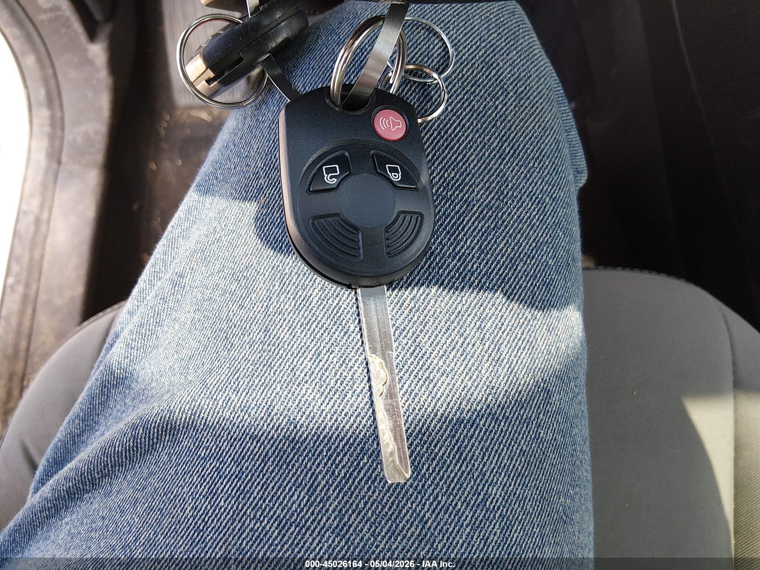 FORD ESCAPE image 11