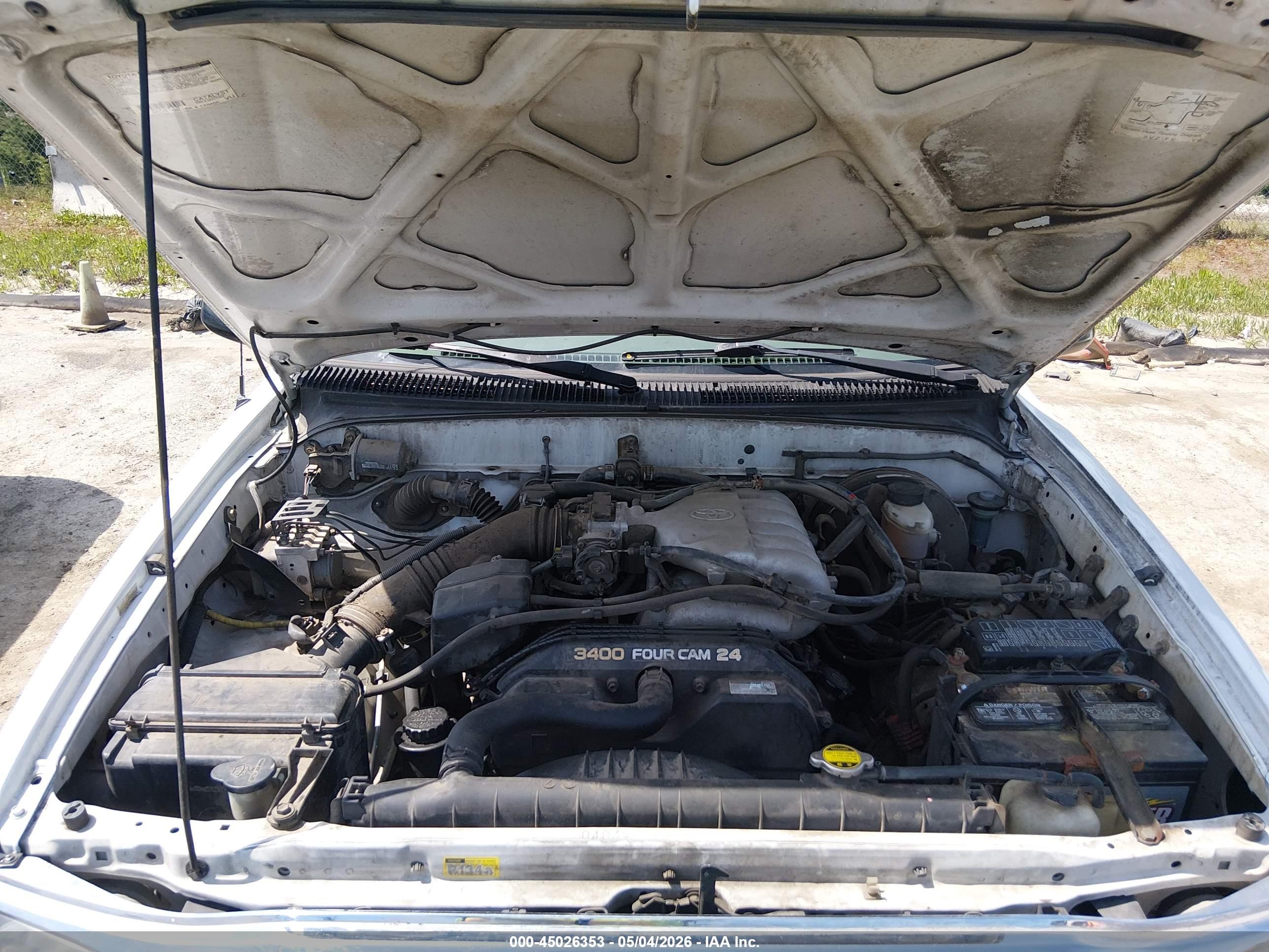 TOYOTA TACOMA image 10