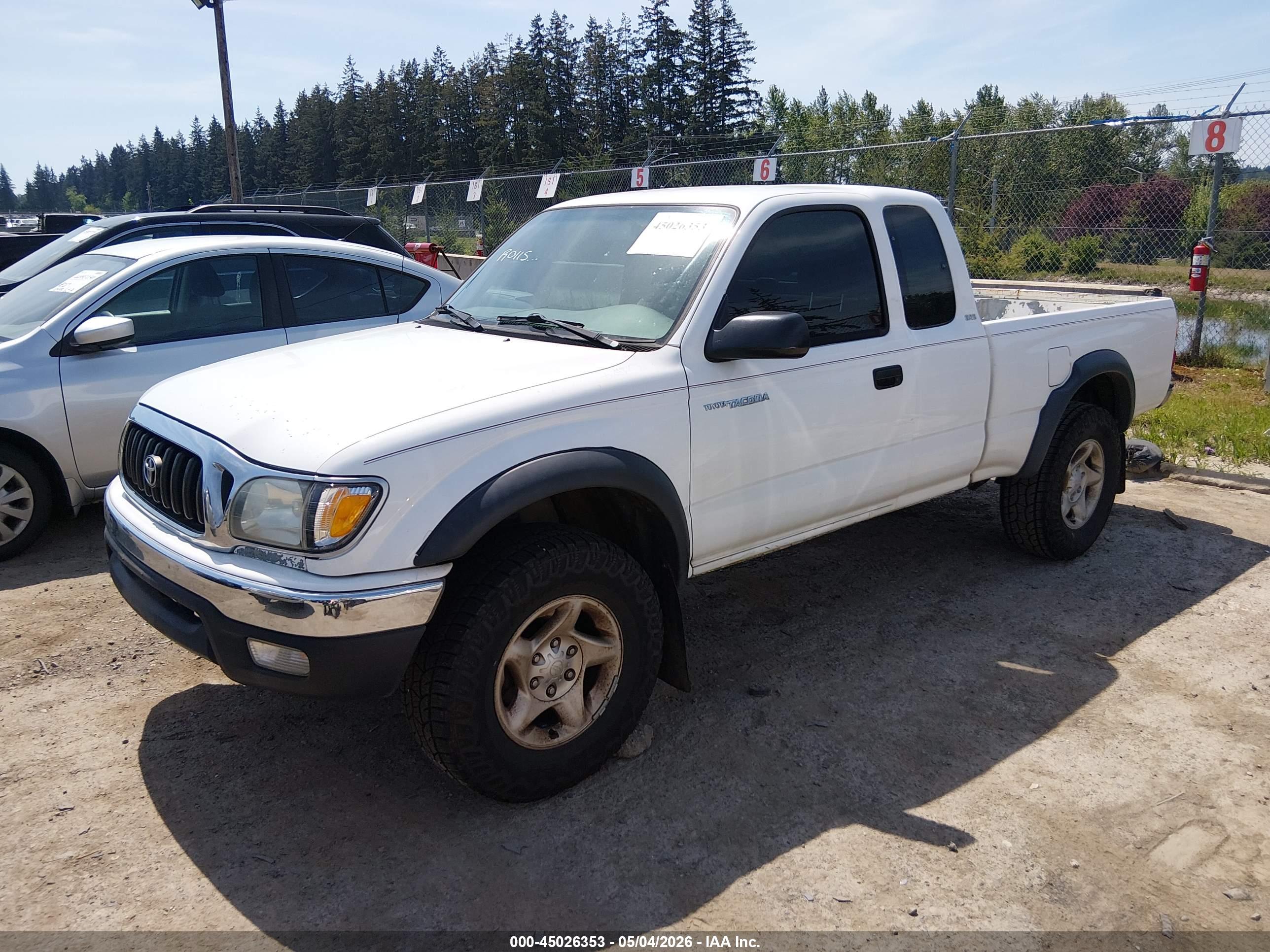 TOYOTA TACOMA image 2