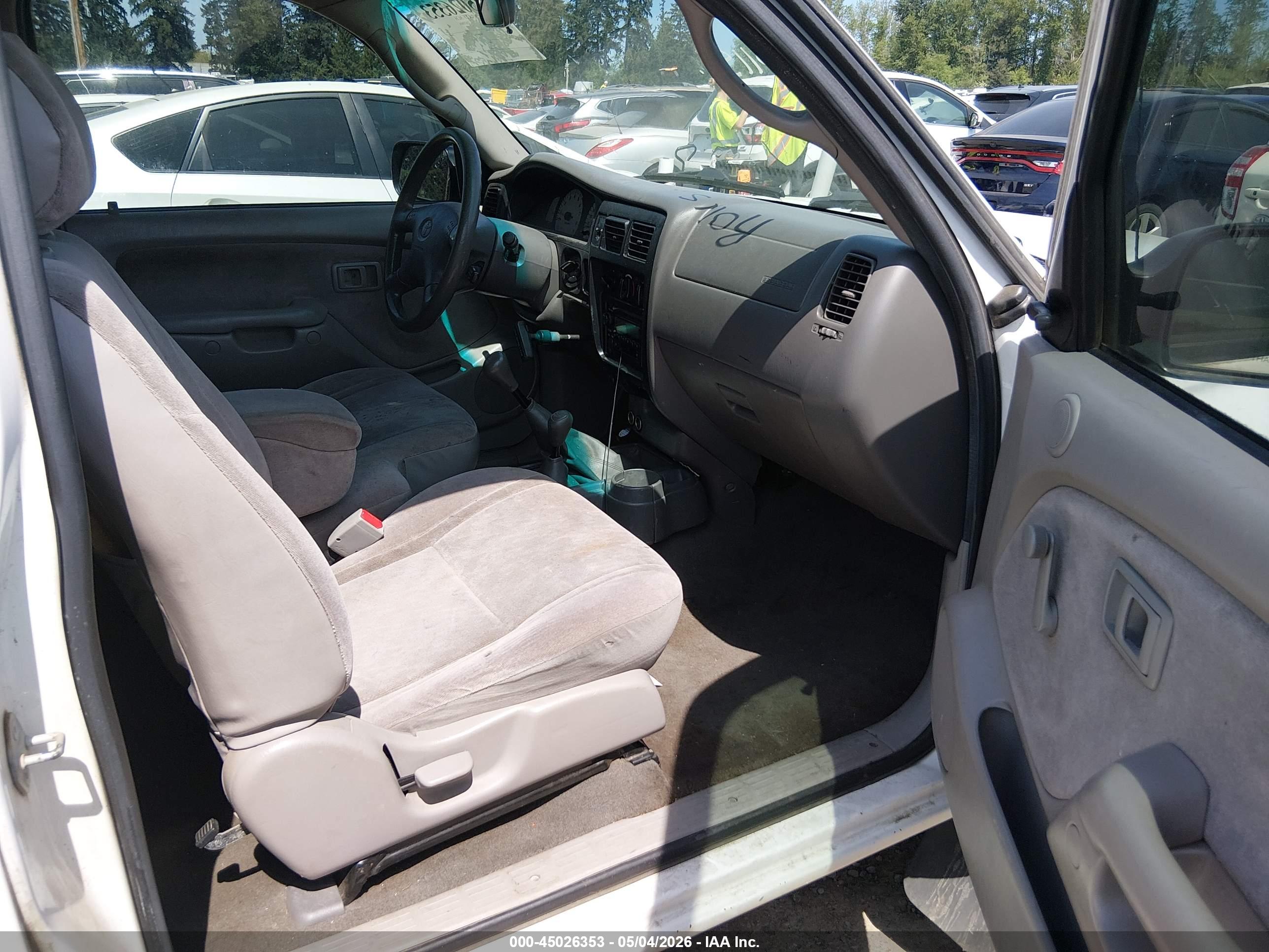 TOYOTA TACOMA image 5
