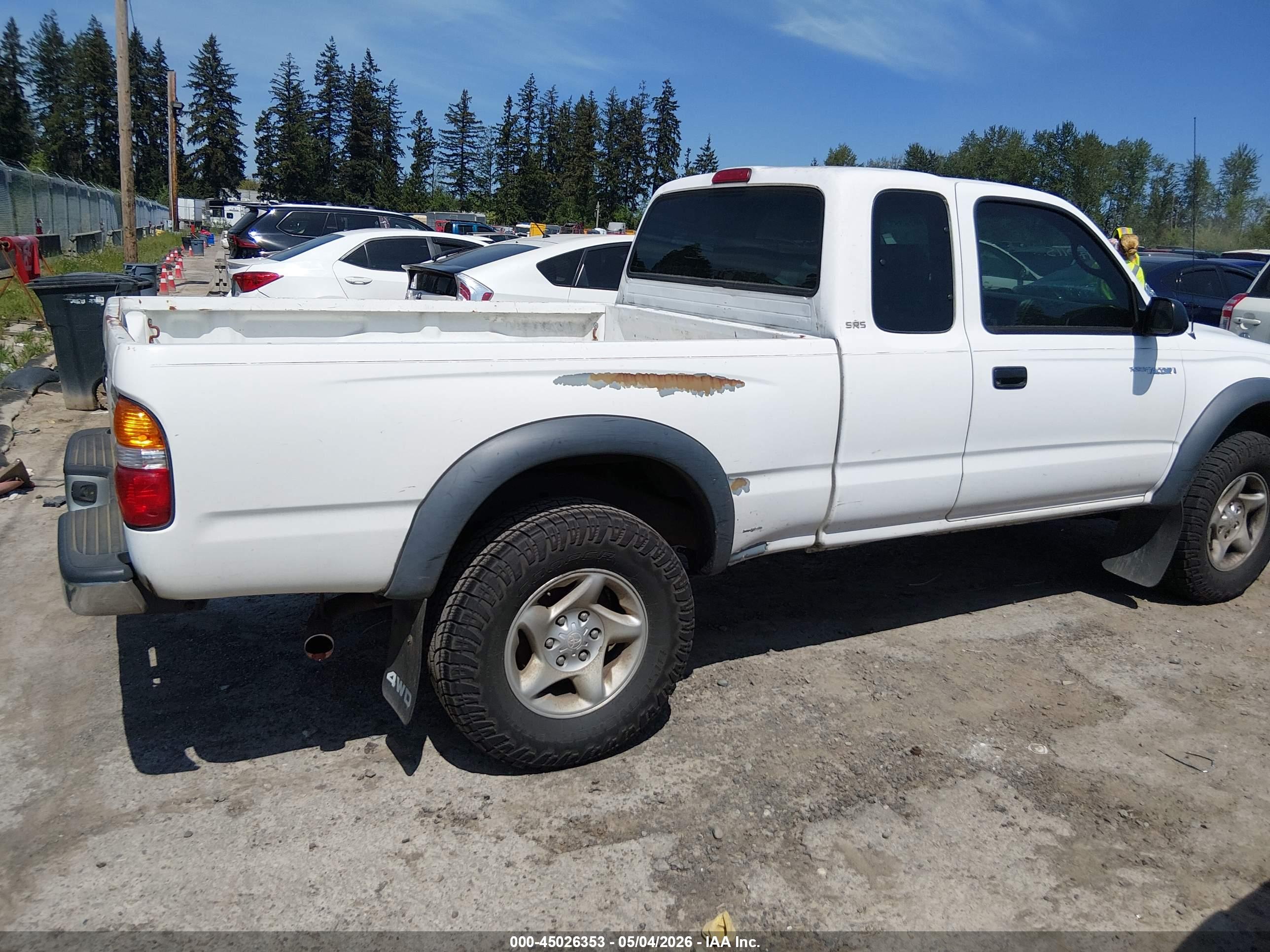 TOYOTA TACOMA image 6