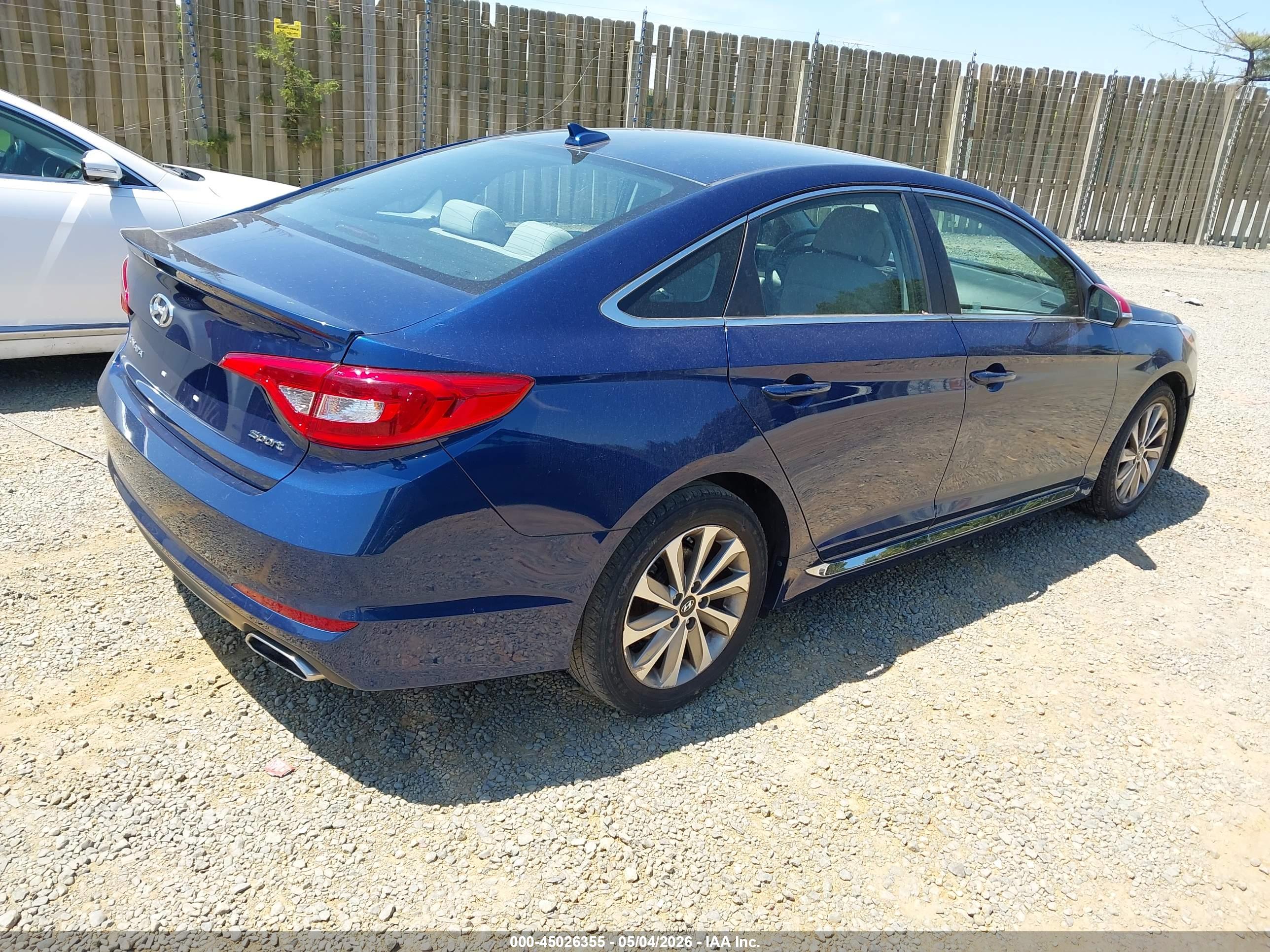 HYUNDAI SONATA image 4