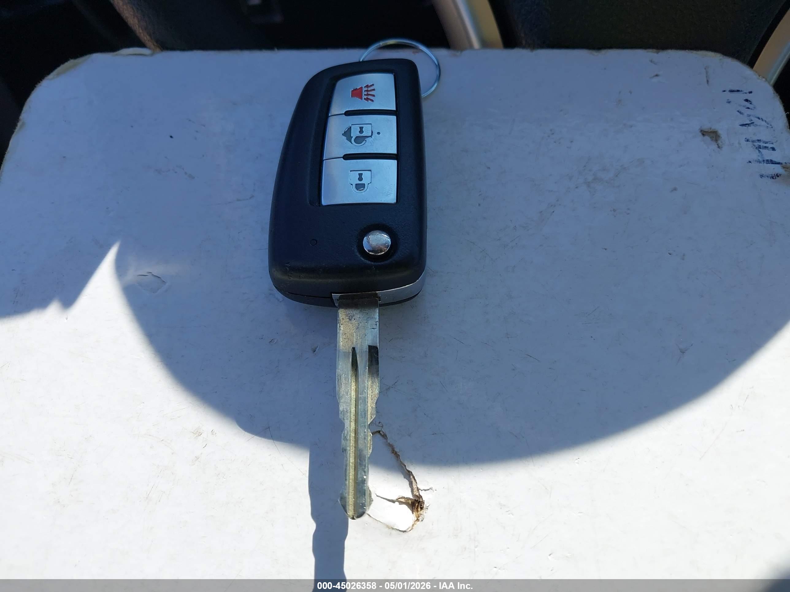 NISSAN ROGUE image 11