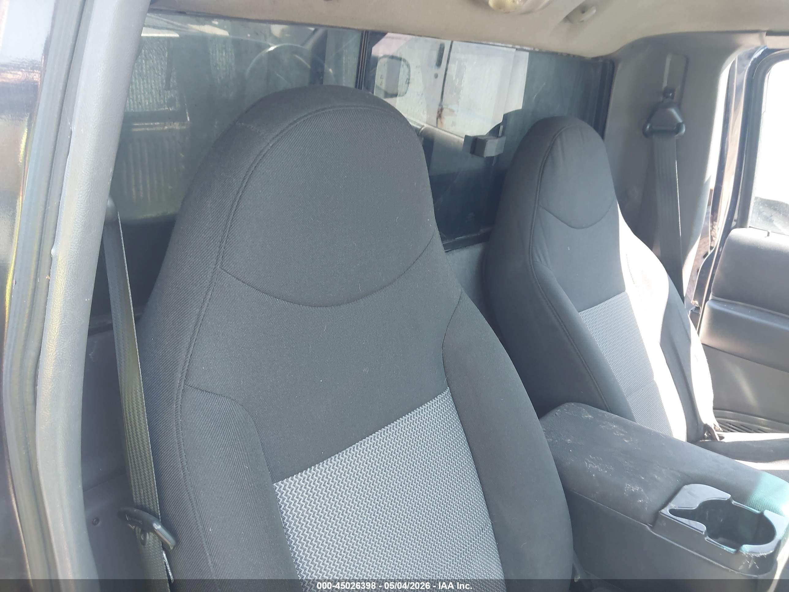 FORD RANGER image 8