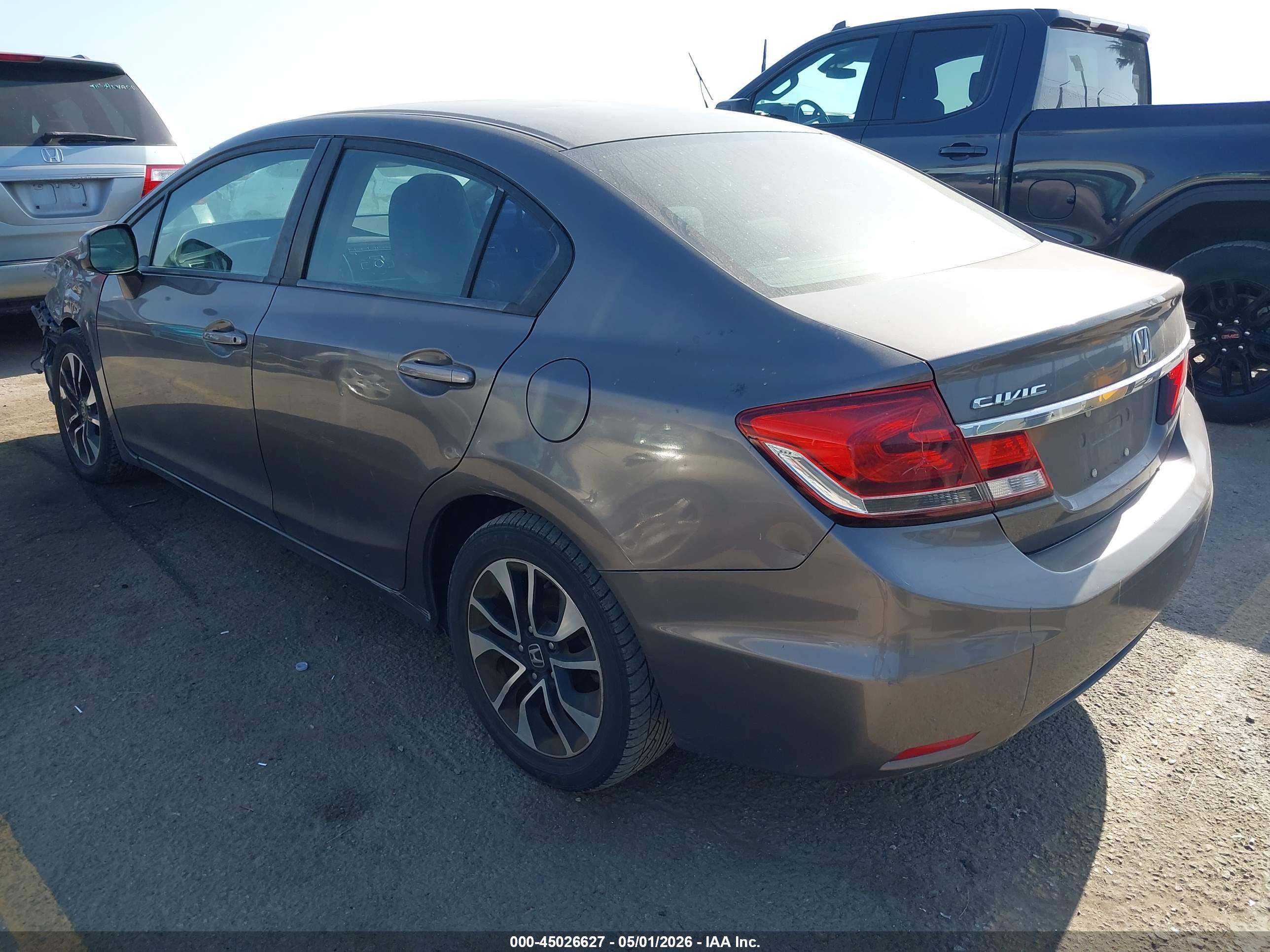 HONDA CIVIC image 3