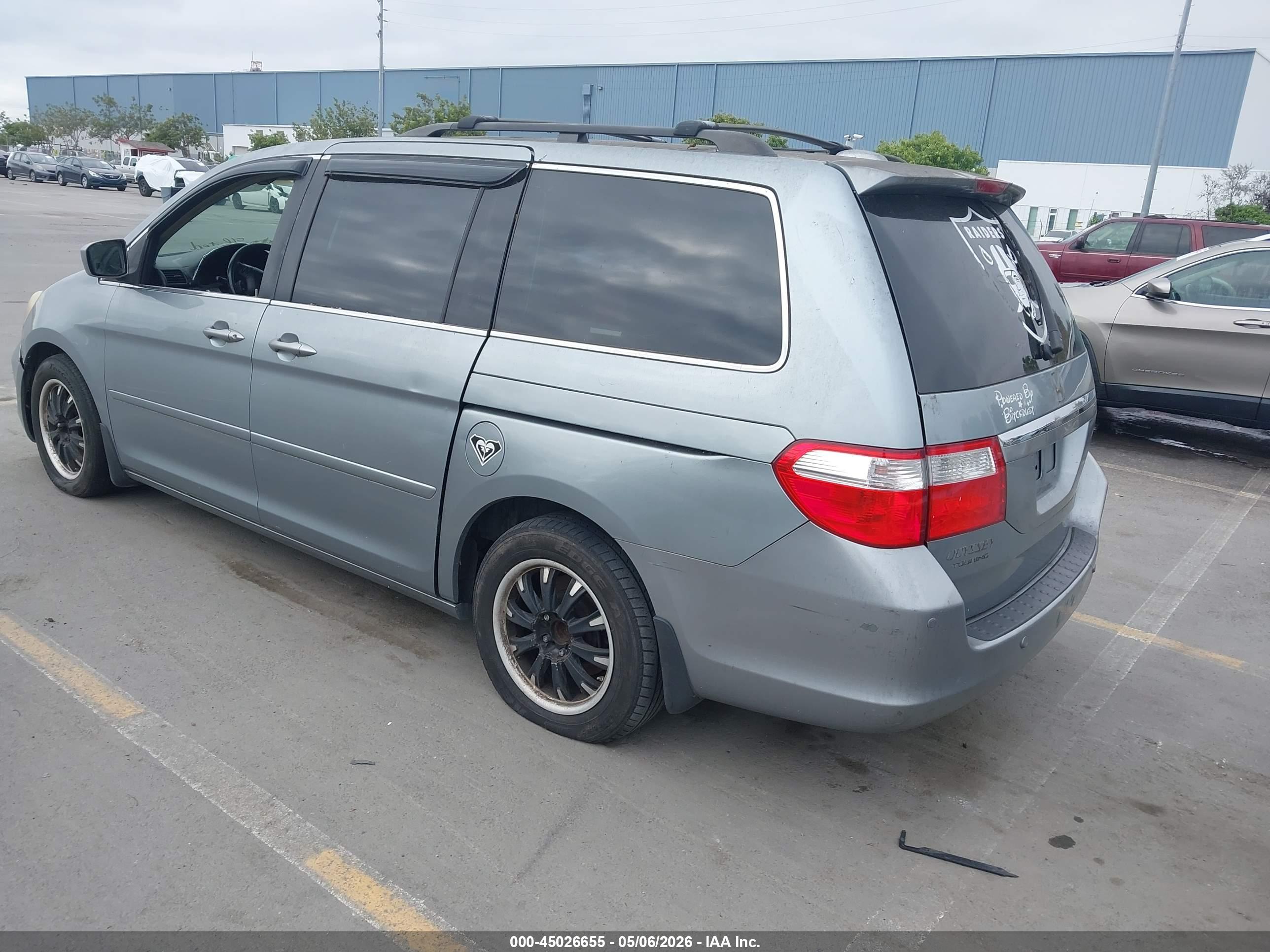 HONDA ODYSSEY image 3