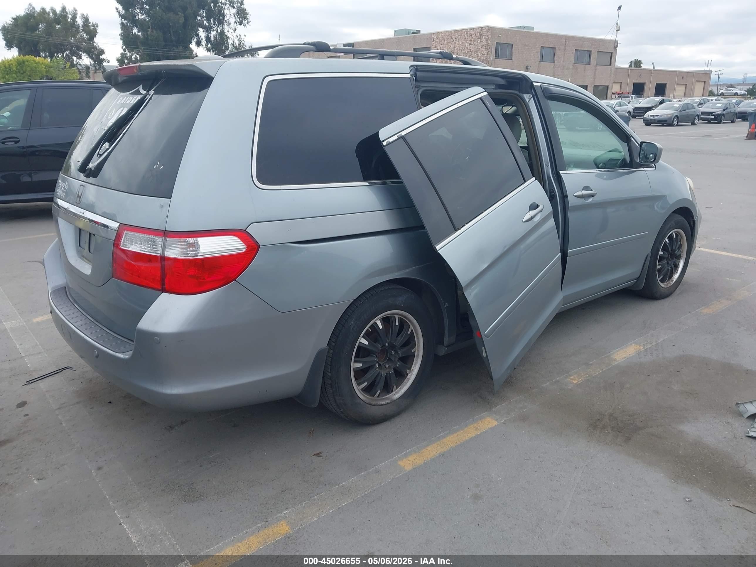 HONDA ODYSSEY image 4