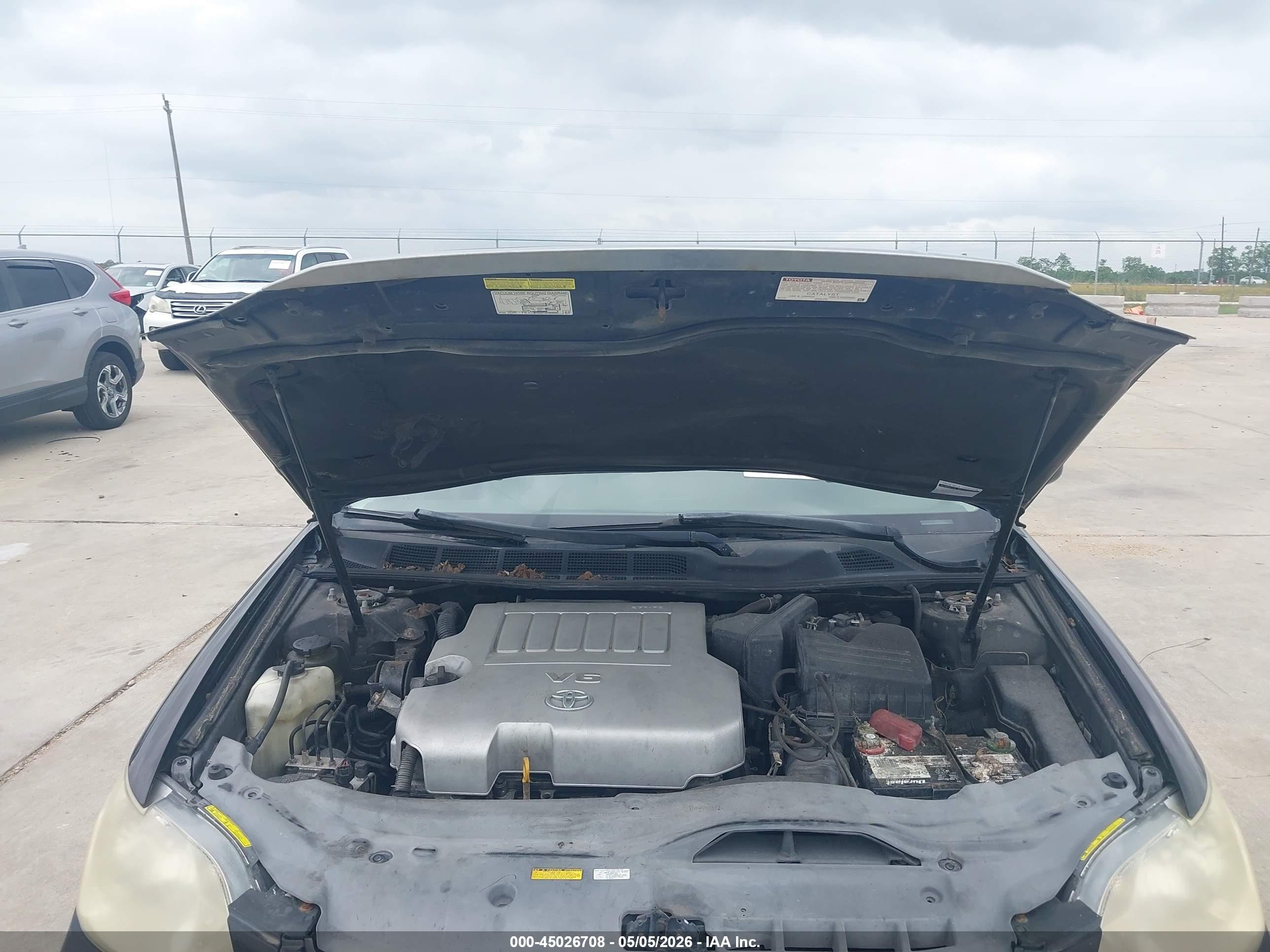 TOYOTA AVALON image 10