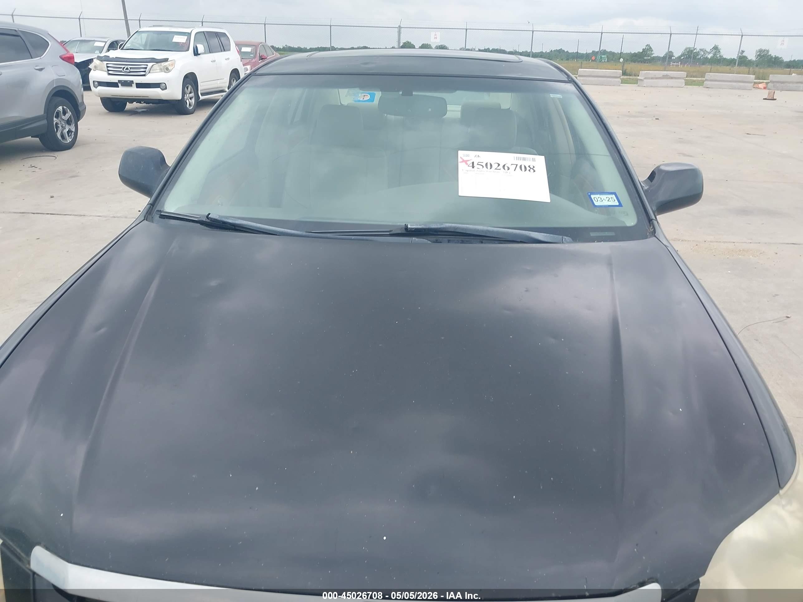 TOYOTA AVALON image 6