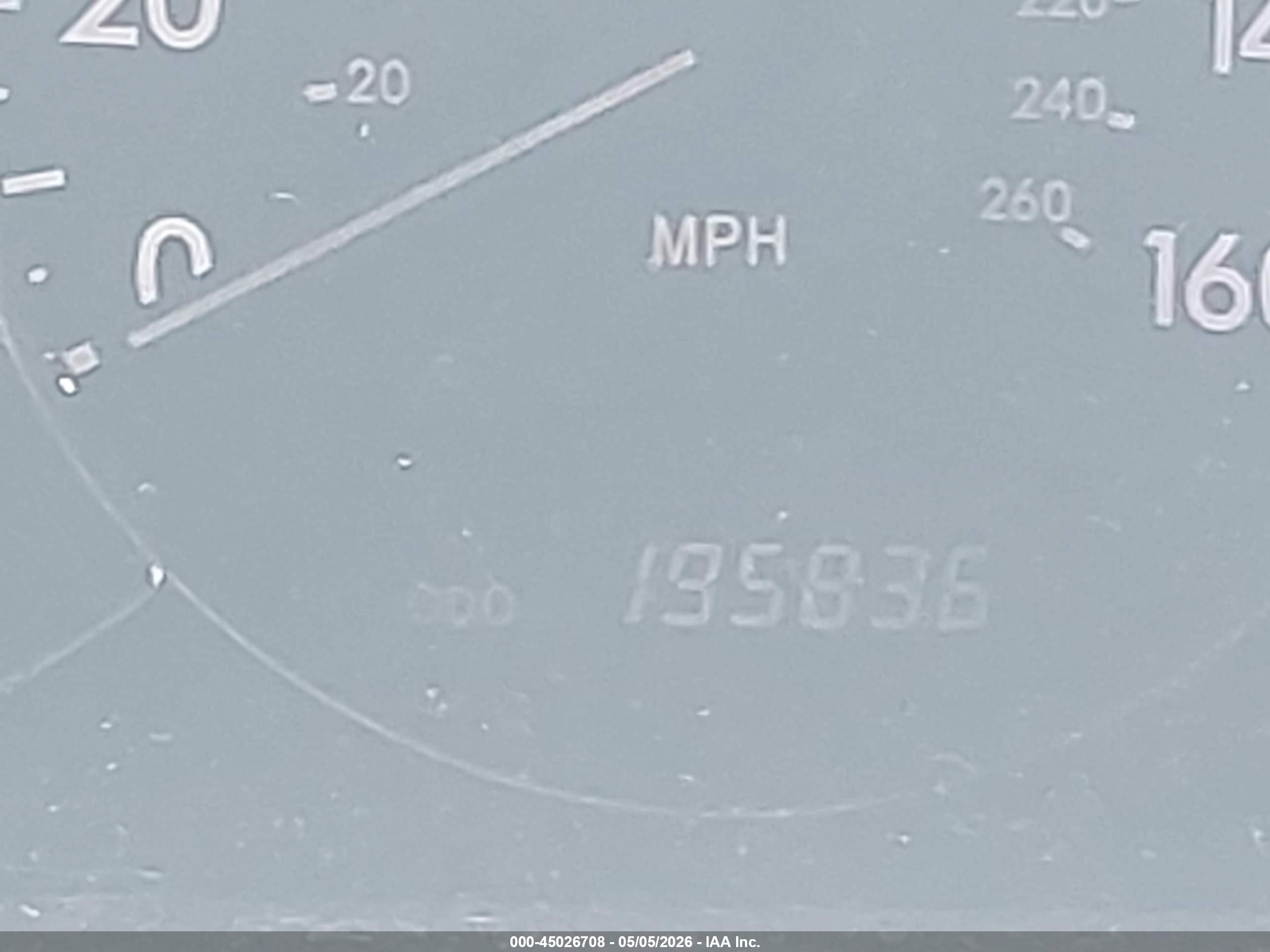 TOYOTA AVALON image 7