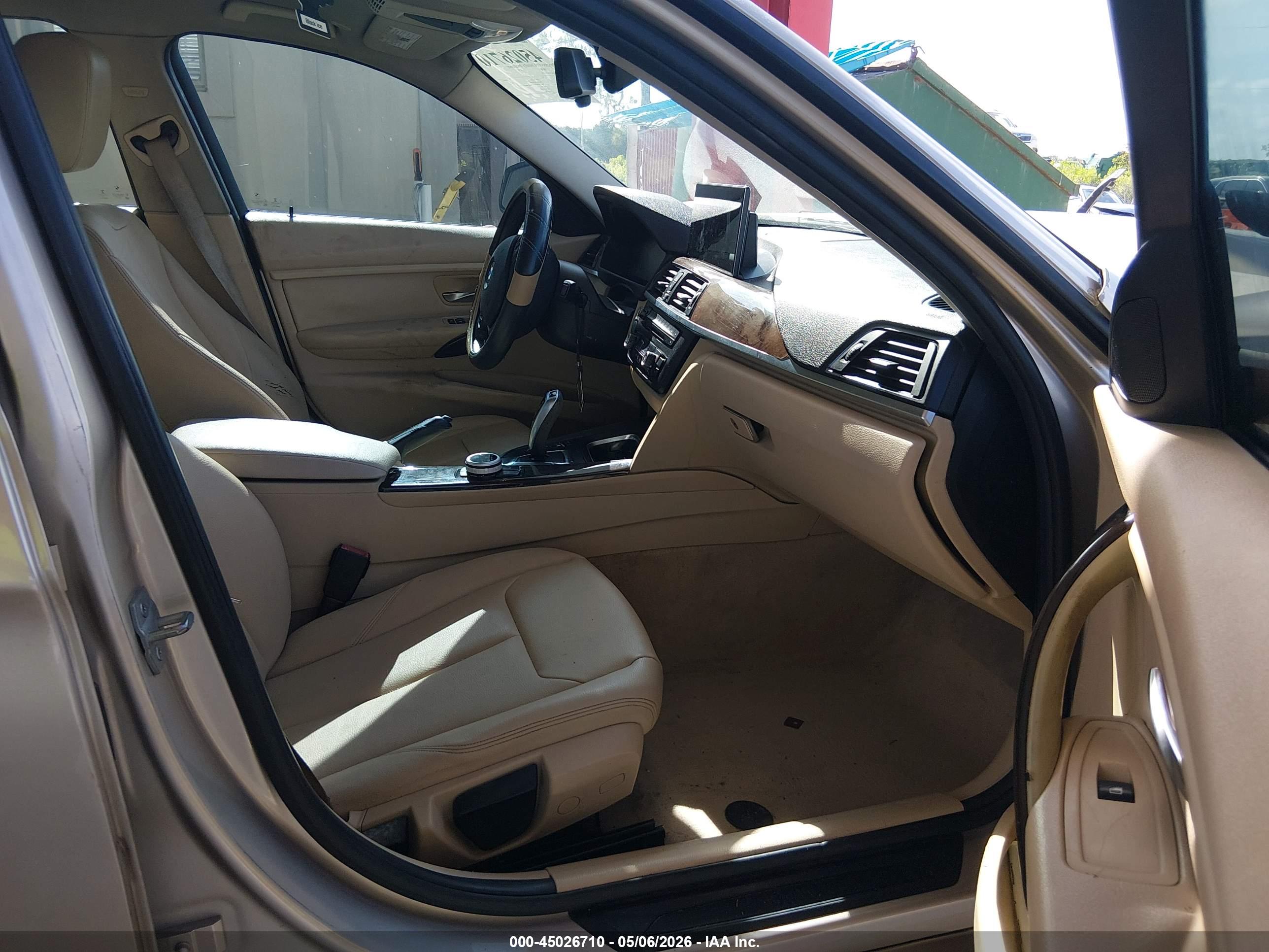 BMW 320I image 5