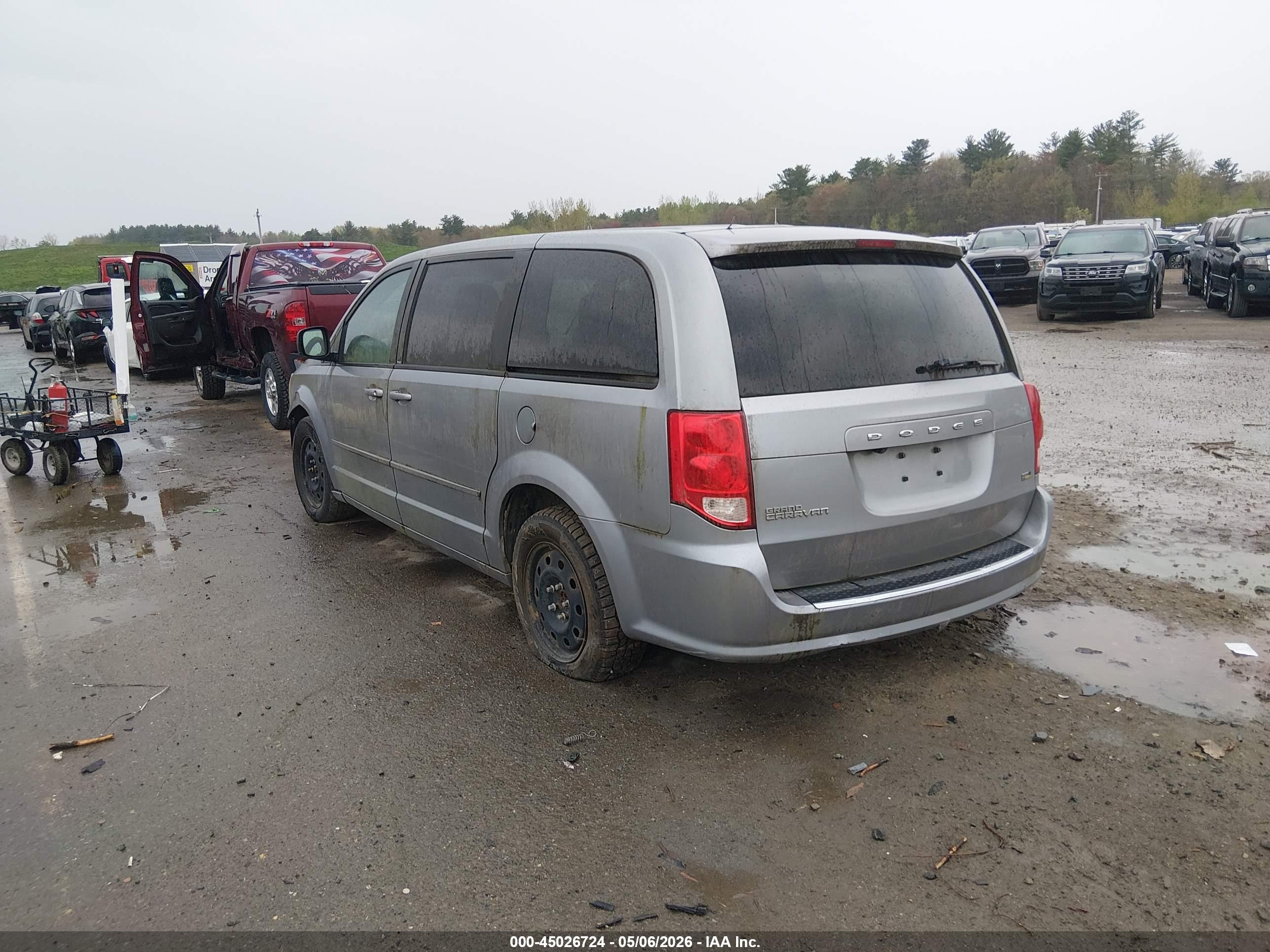 DODGE GRAND image 3