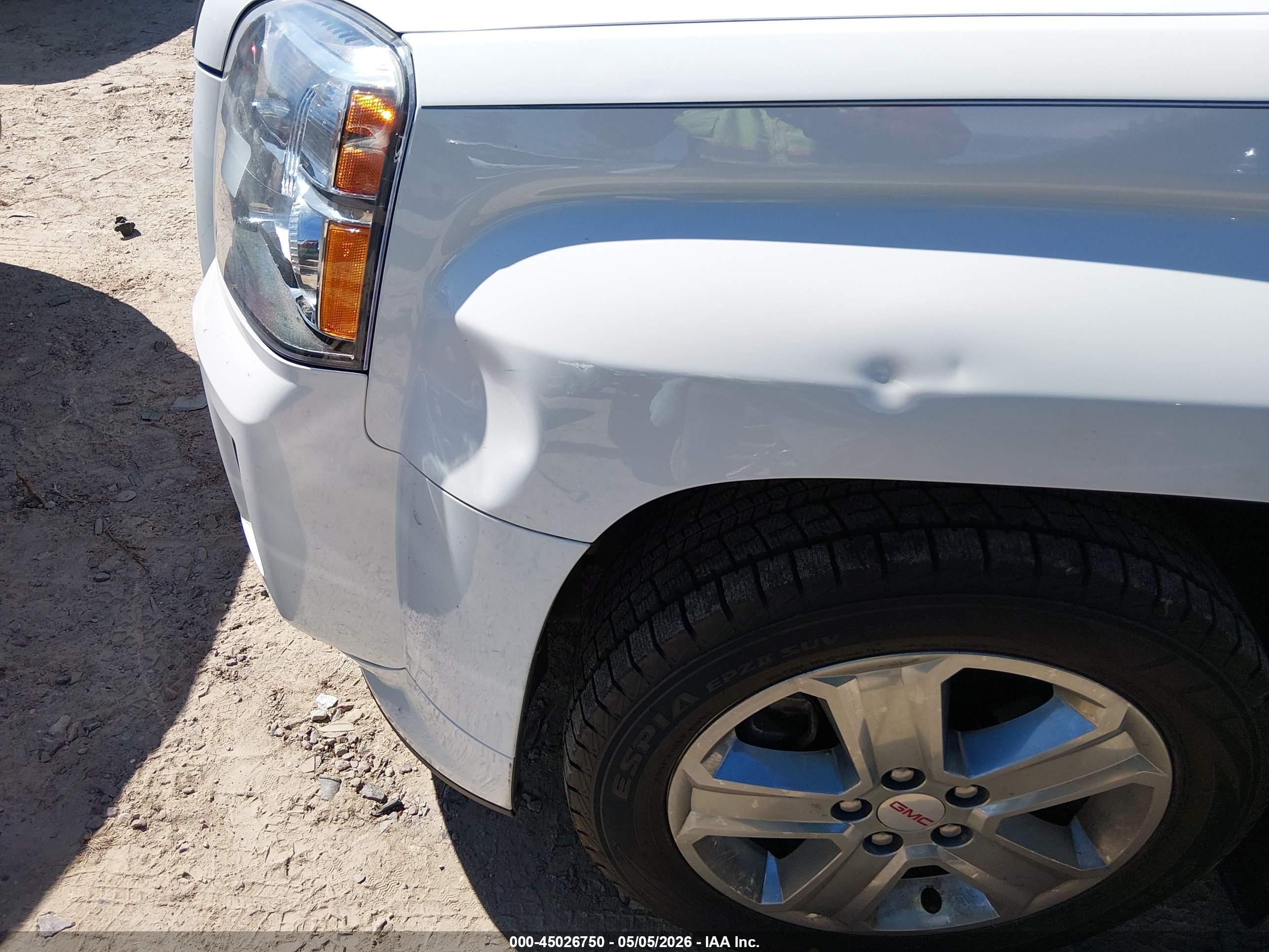 GMC TERRAIN image 6