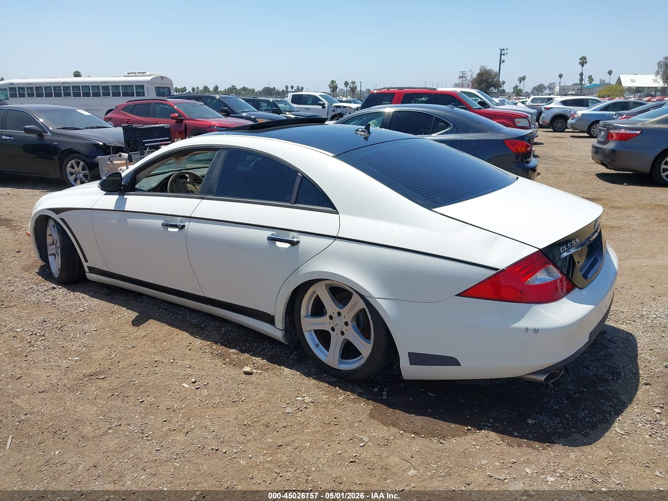 MERCEDES-BENZ CLS image 3