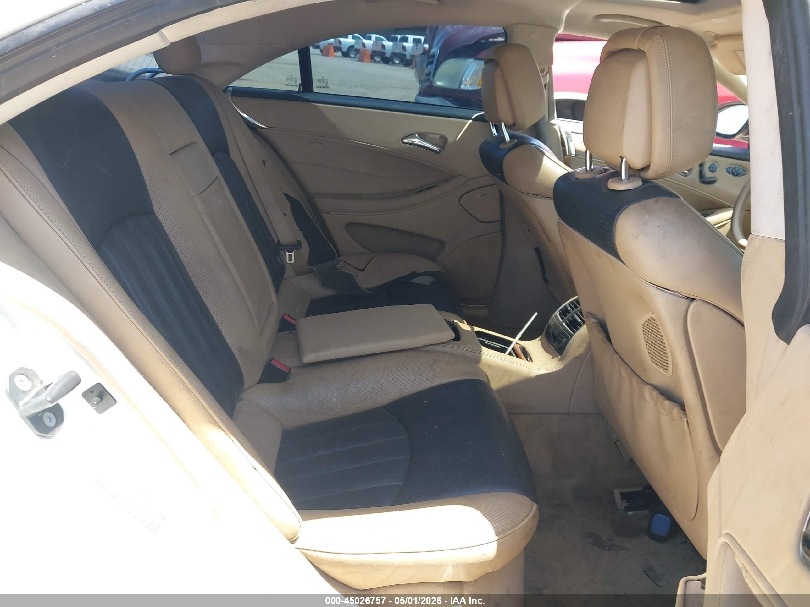 MERCEDES-BENZ CLS image 8