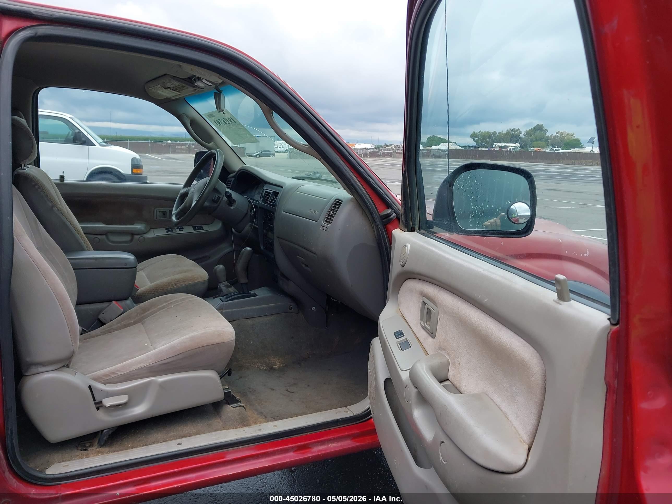 TOYOTA TACOMA image 5