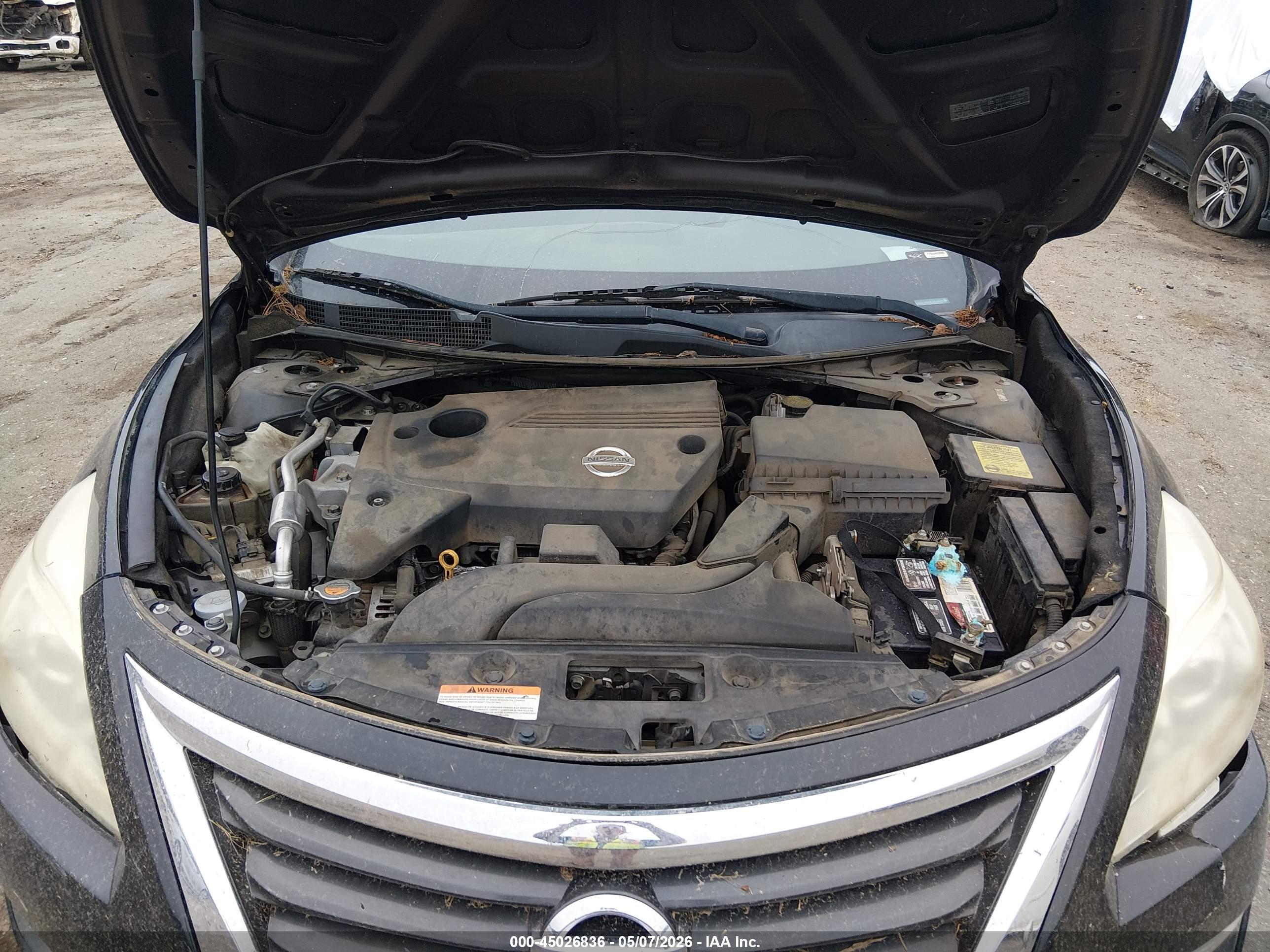 NISSAN ALTIMA image 10